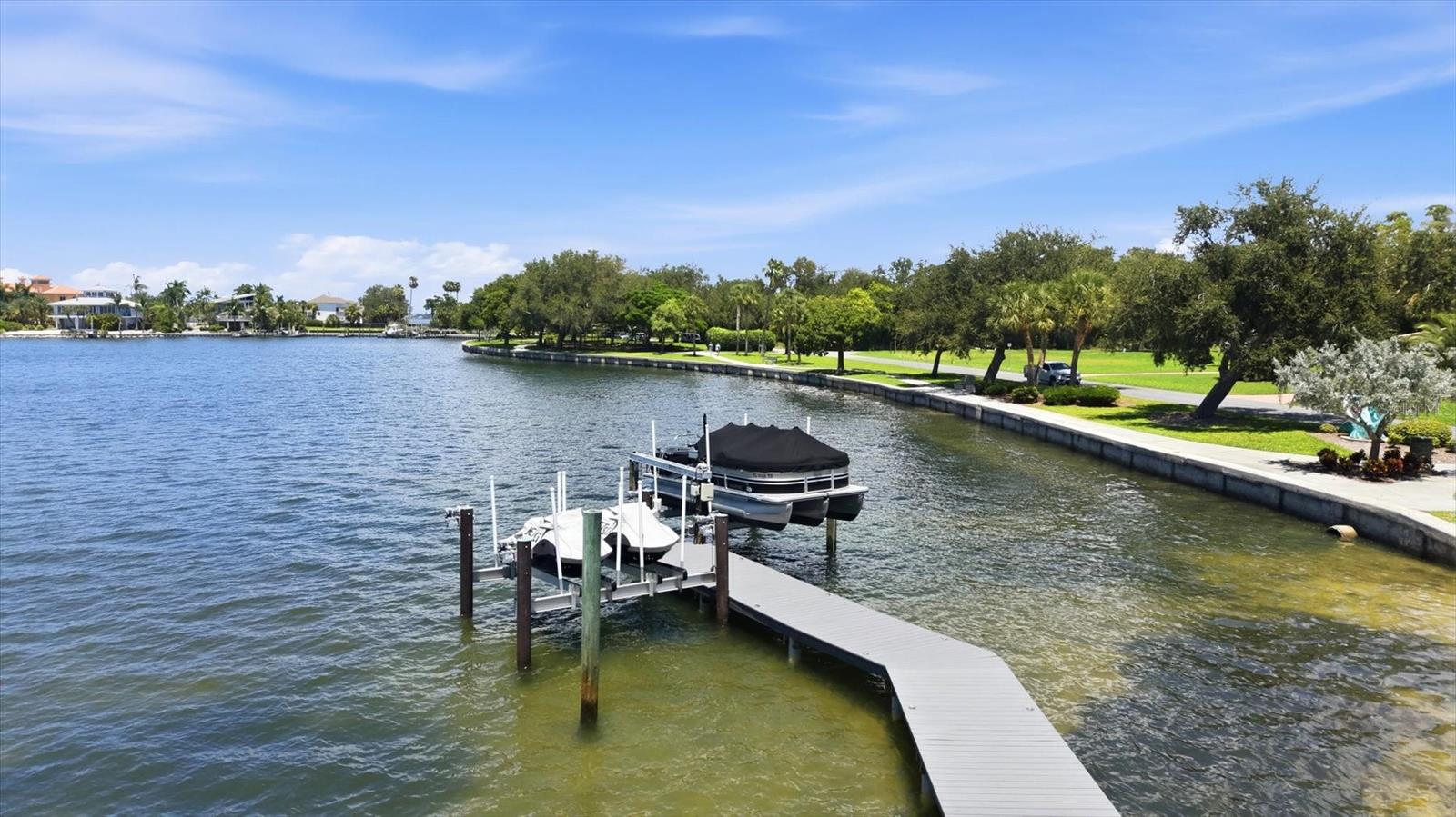 387 S SHORE DR — photo 70