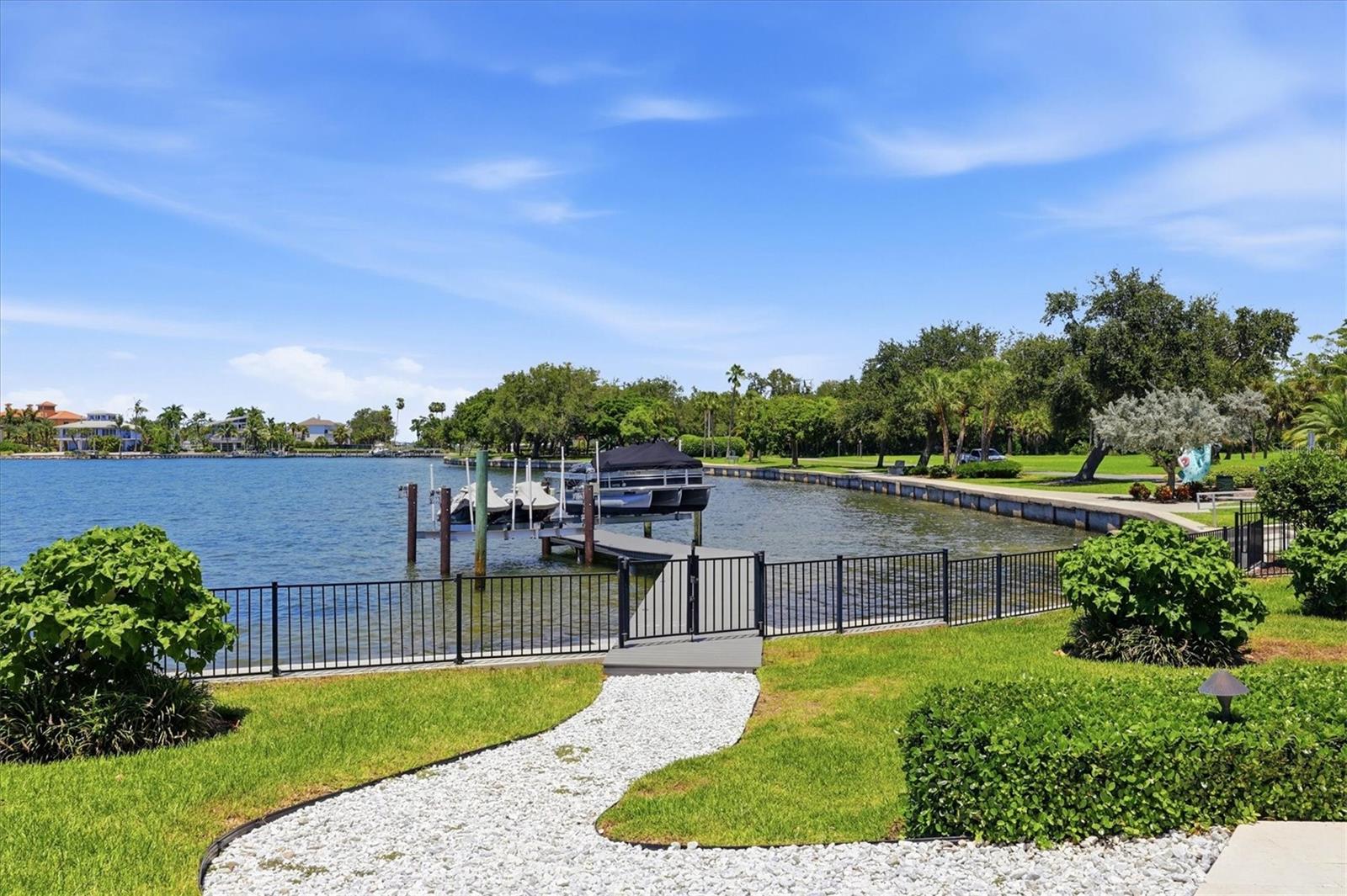 387 S SHORE DR — photo 68