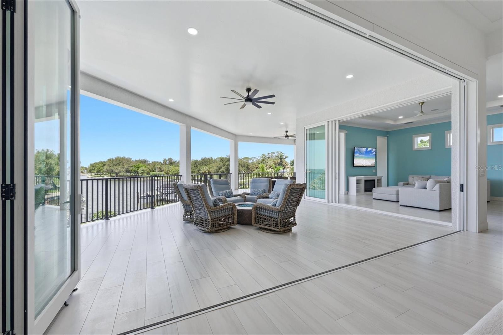 387 S SHORE DR — photo 21