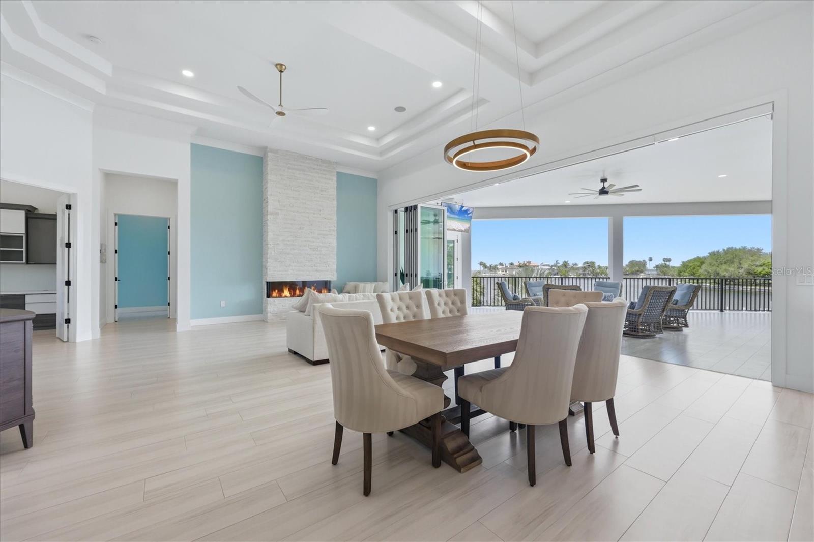 387 S SHORE DR — photo 20