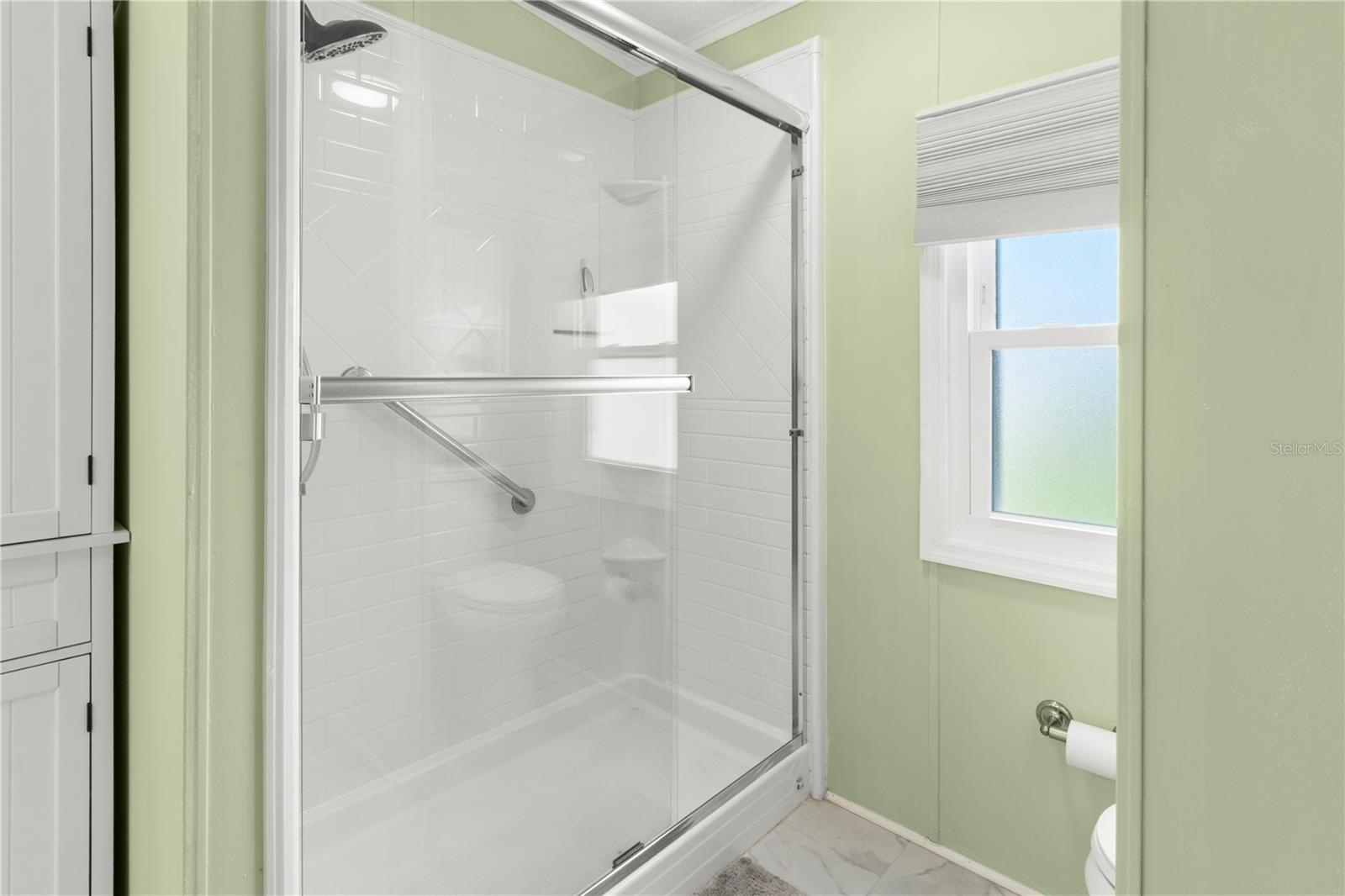 190 NIGHTINGALE CIR — photo 25