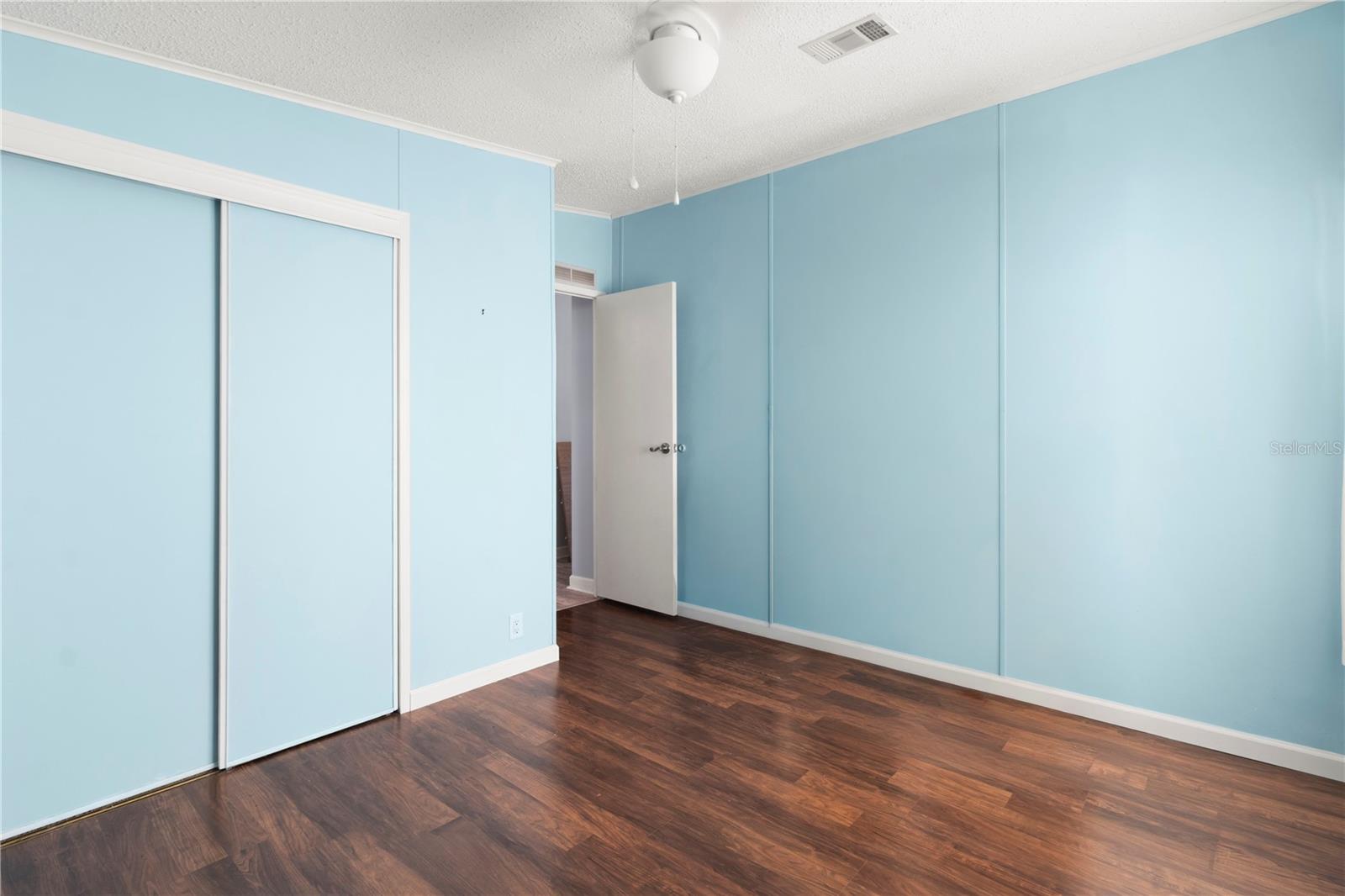 190 NIGHTINGALE CIR — photo 28