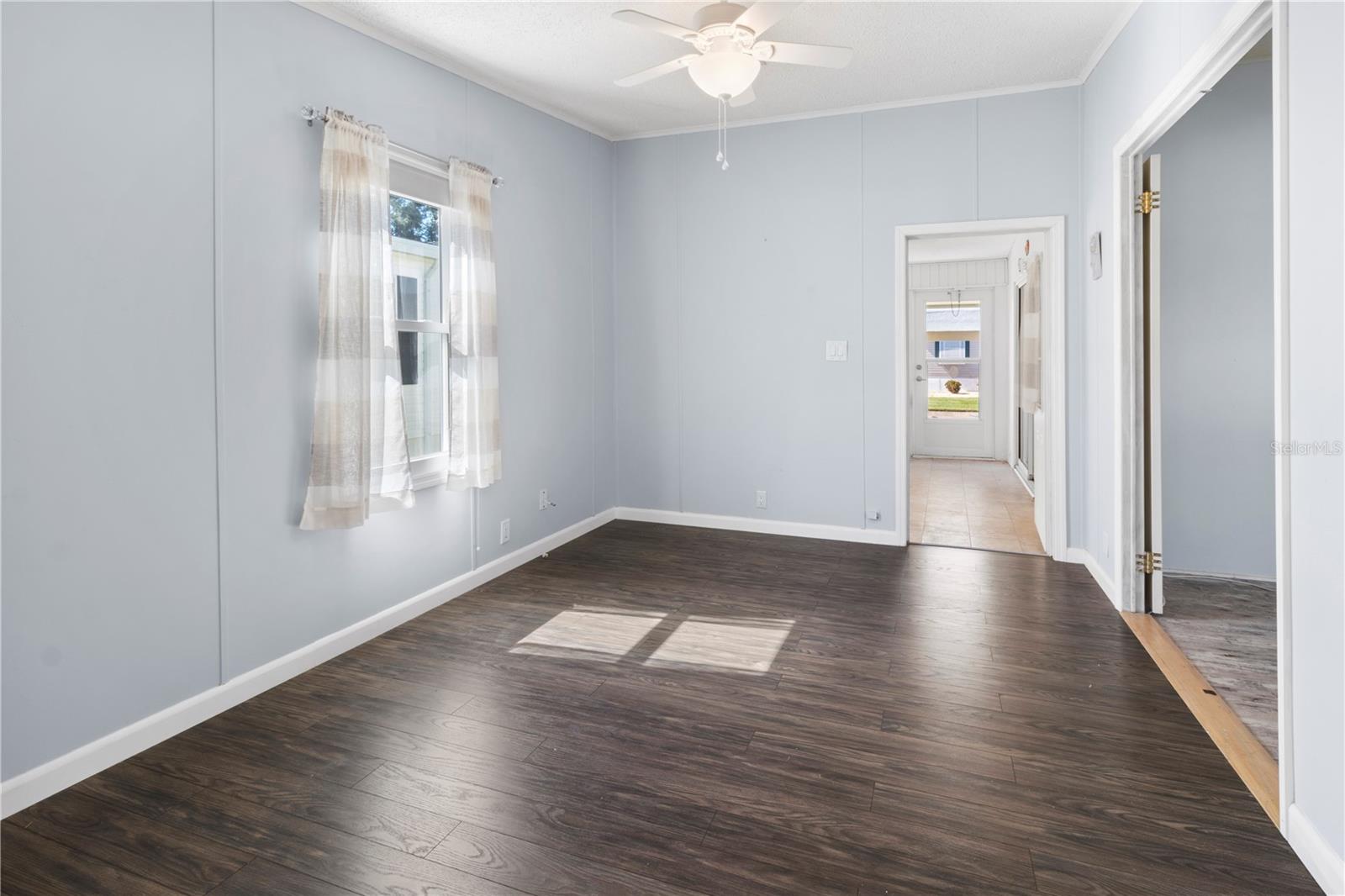 190 NIGHTINGALE CIR — photo 21