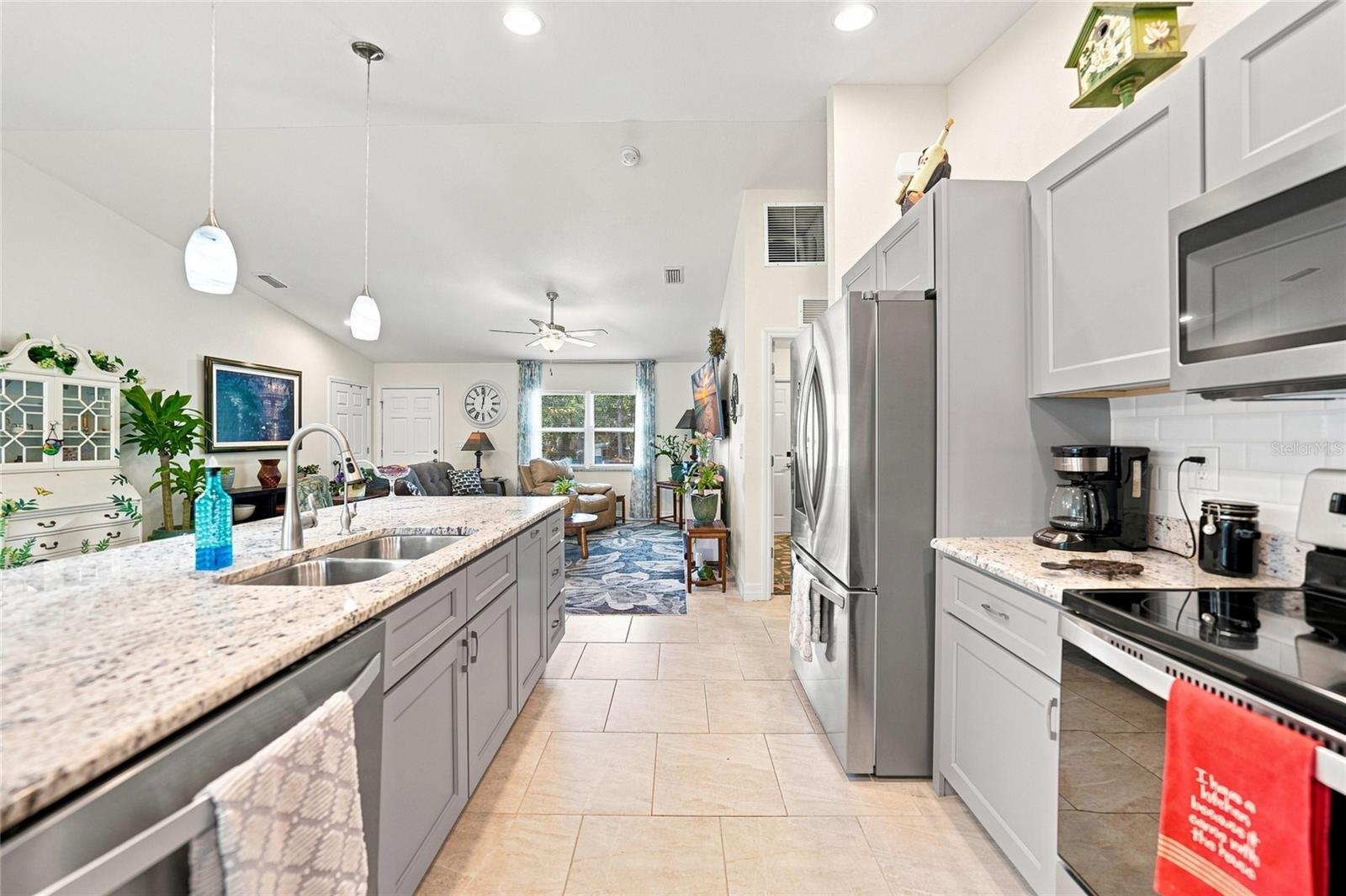 5742 JANUS AVE — photo 10