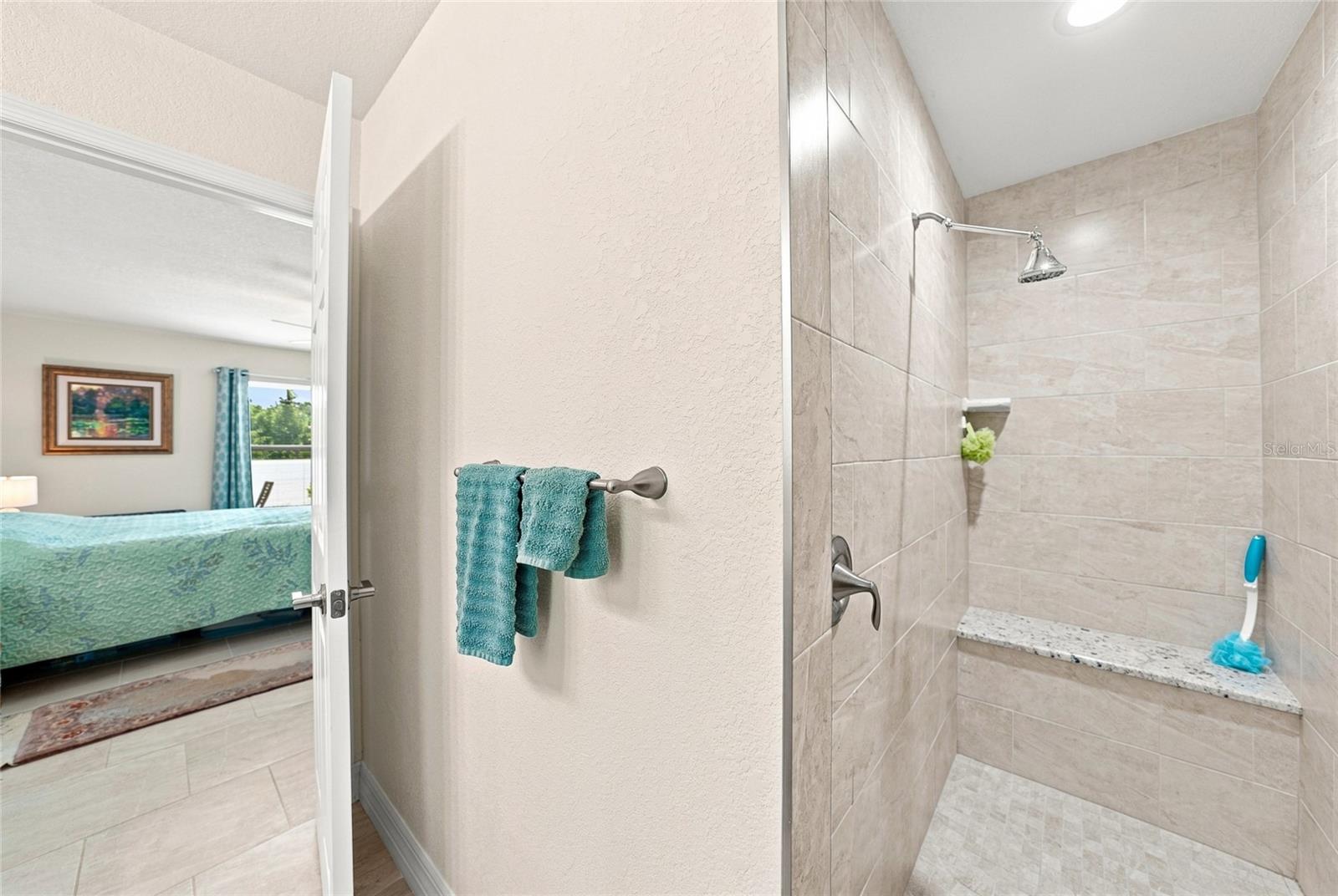 5742 JANUS AVE — photo 21