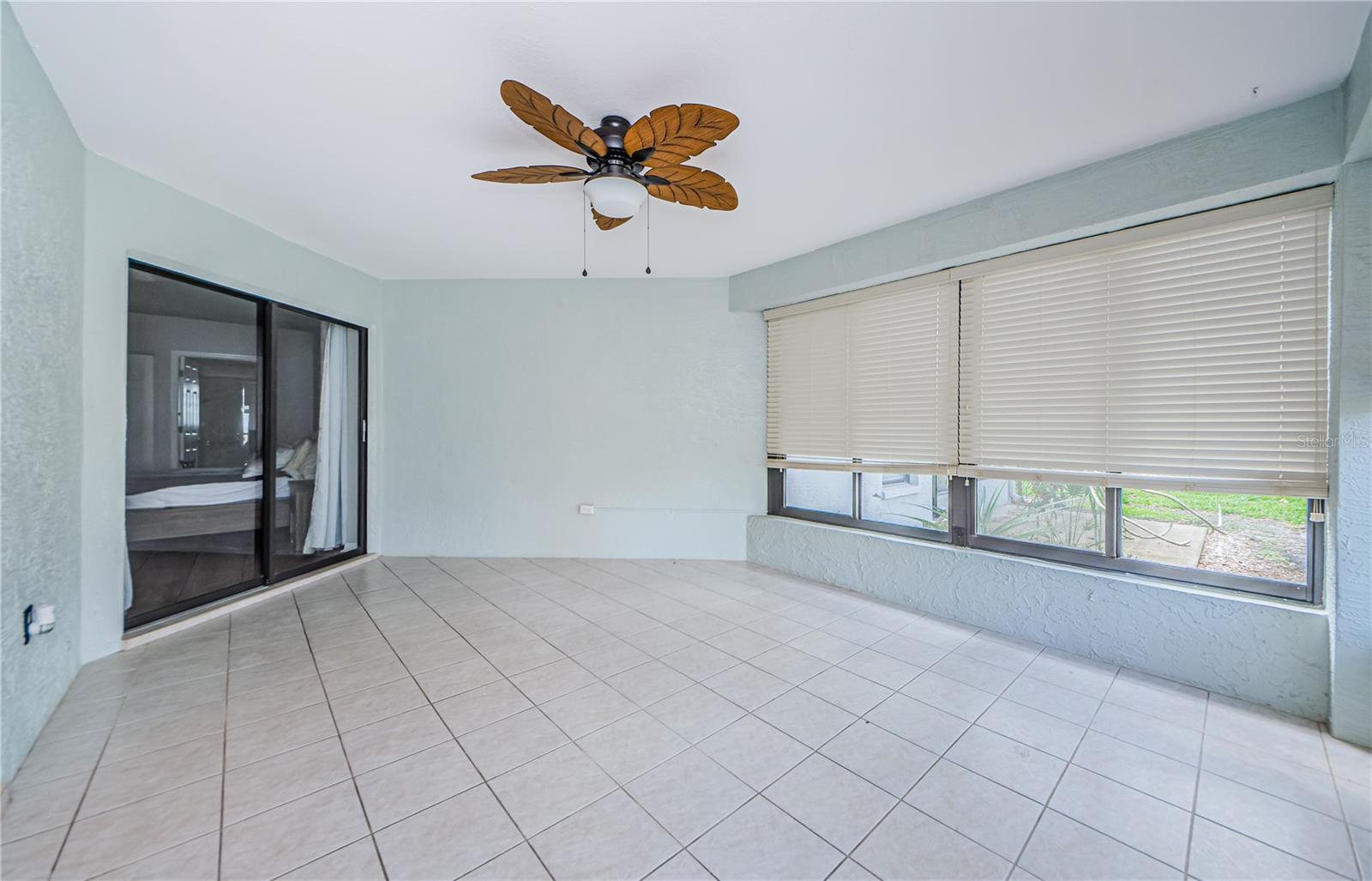 3647 MUIRFIELD CT — photo 4
