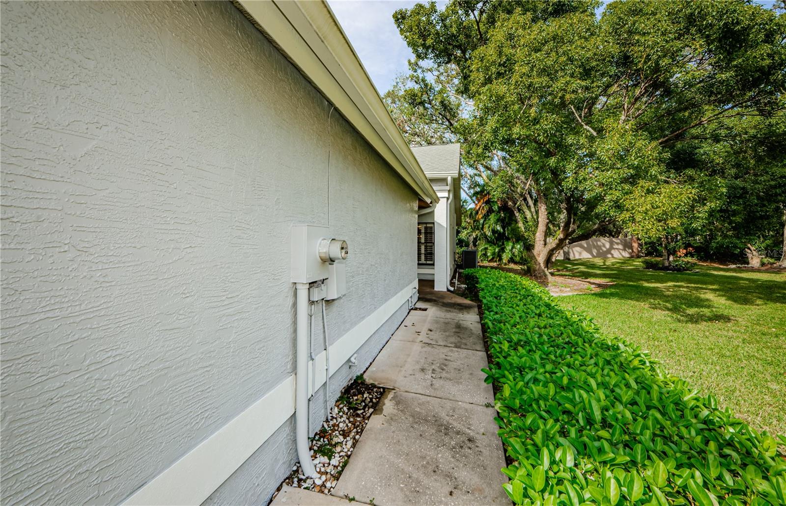 3647 MUIRFIELD CT — photo 34