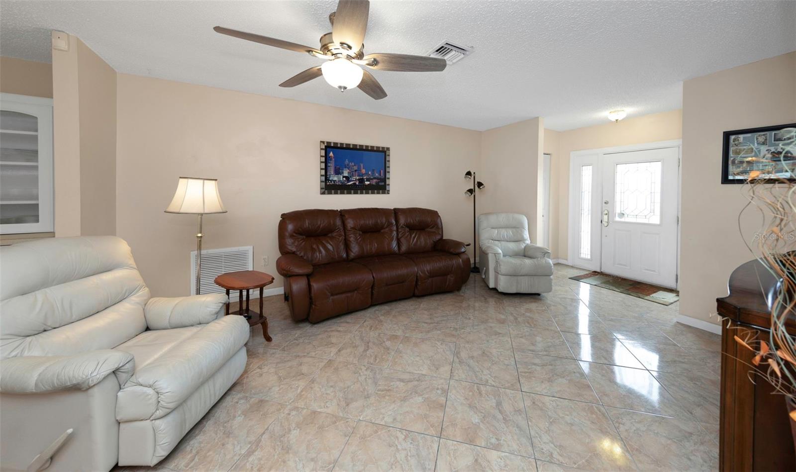 5355 FERNDALE PL N — photo 16
