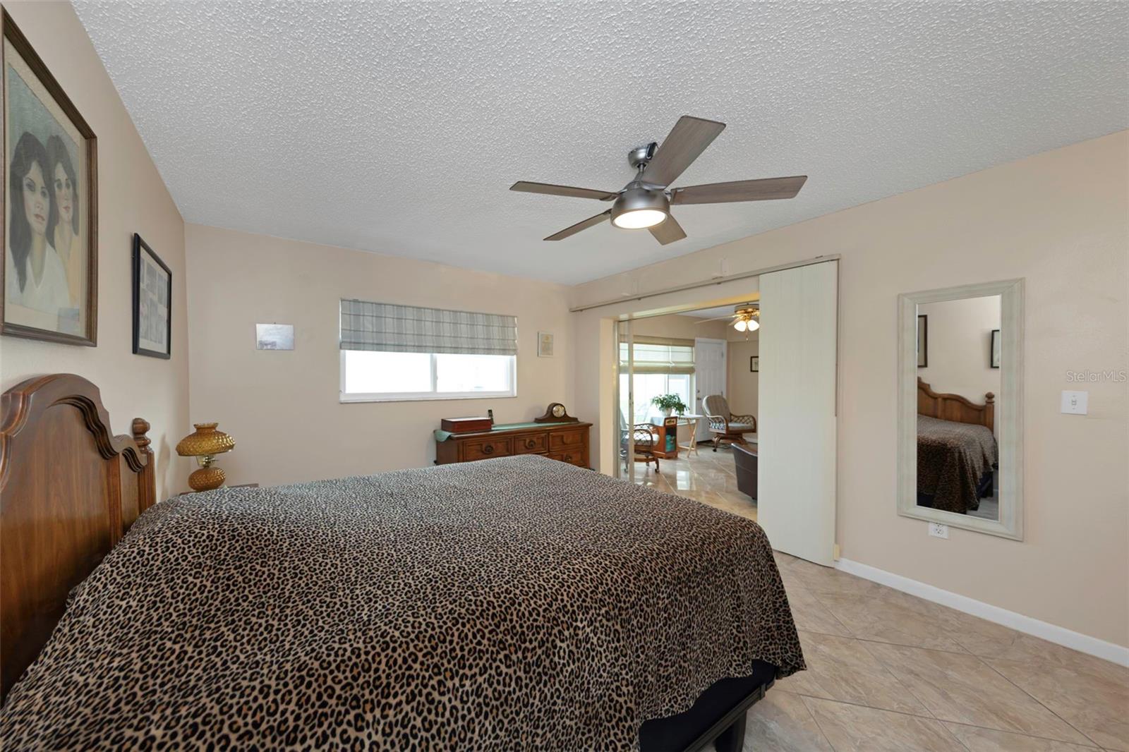 5355 FERNDALE PL N — photo 40