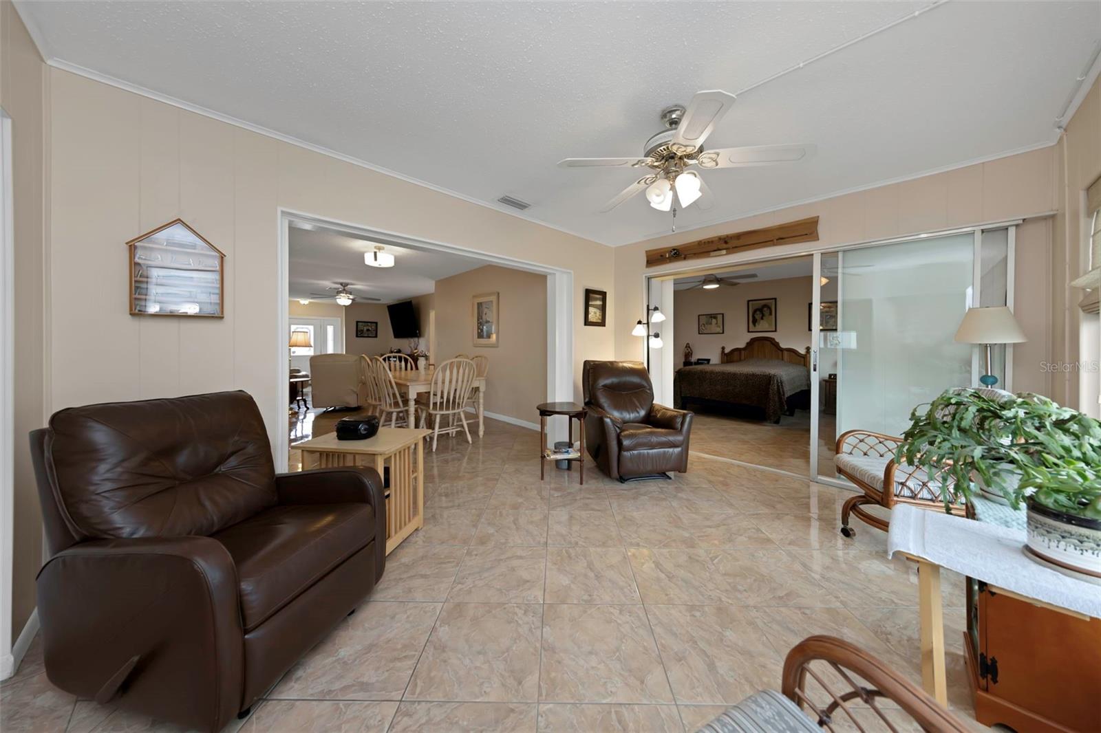 5355 FERNDALE PL N — photo 17