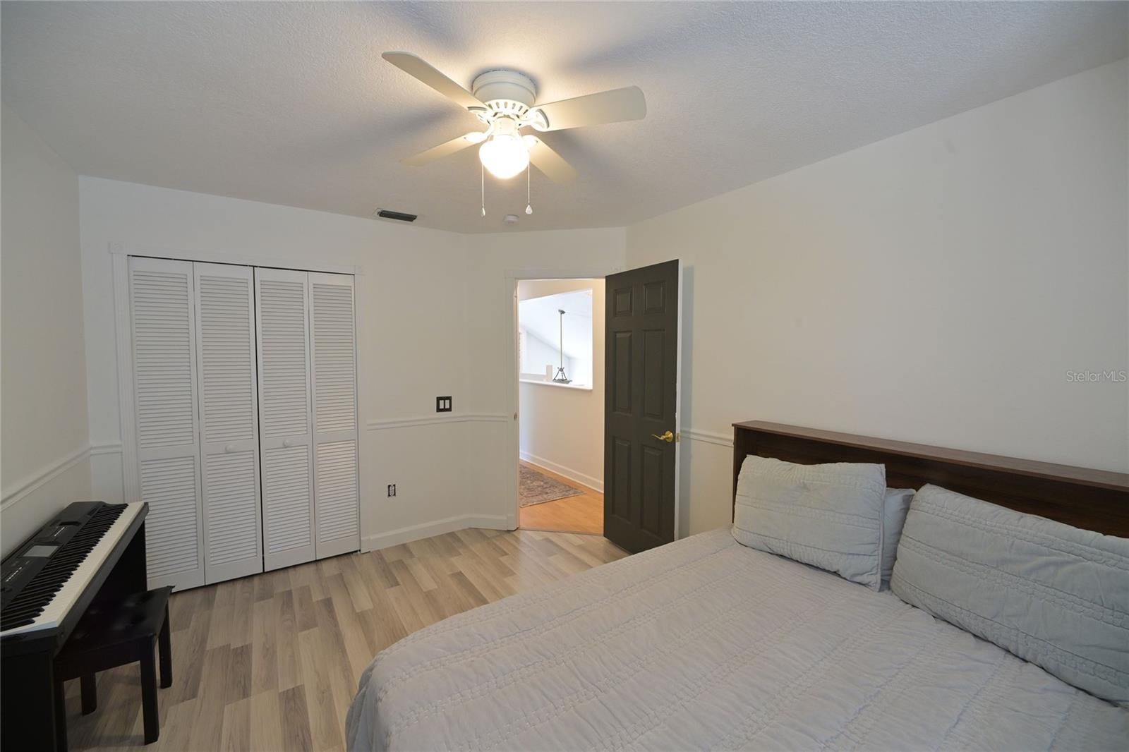 9609 FREDERICKSBURG RD — photo 11