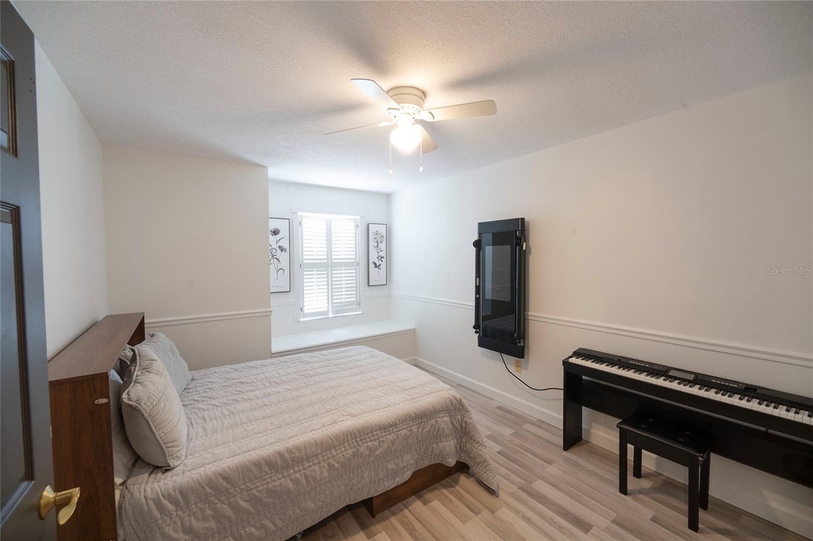 9609 FREDERICKSBURG RD — photo 12
