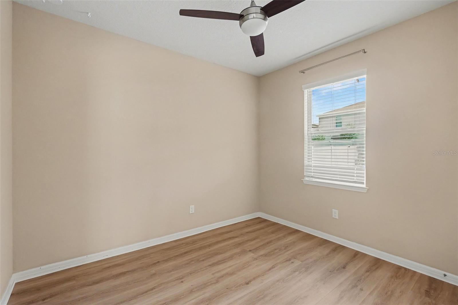 5117 LEVANA ST — photo 12