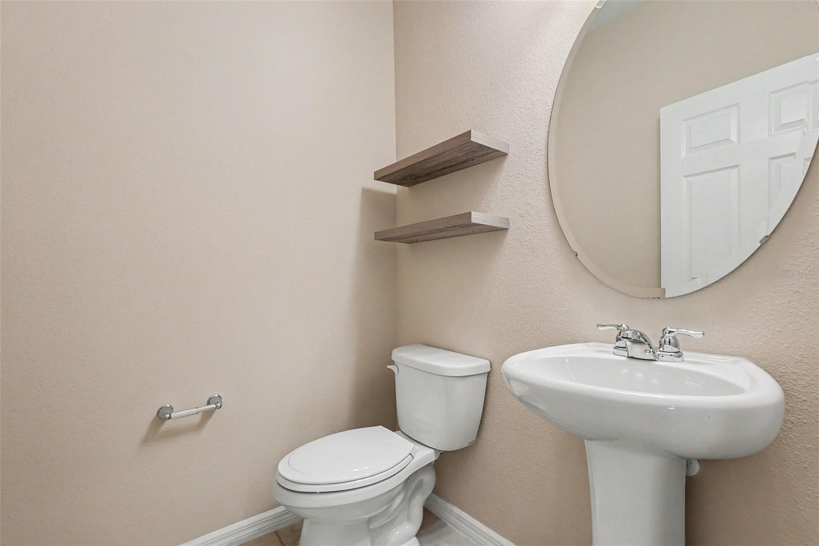 5117 LEVANA ST — photo 15