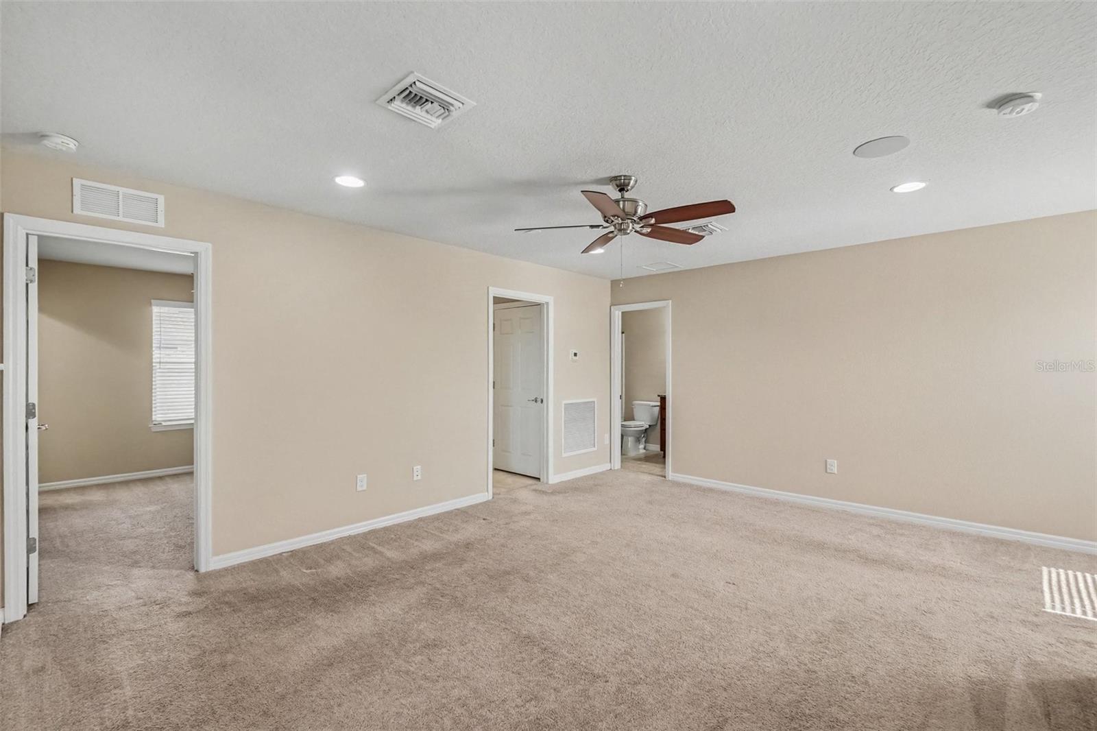 5117 LEVANA ST — photo 17