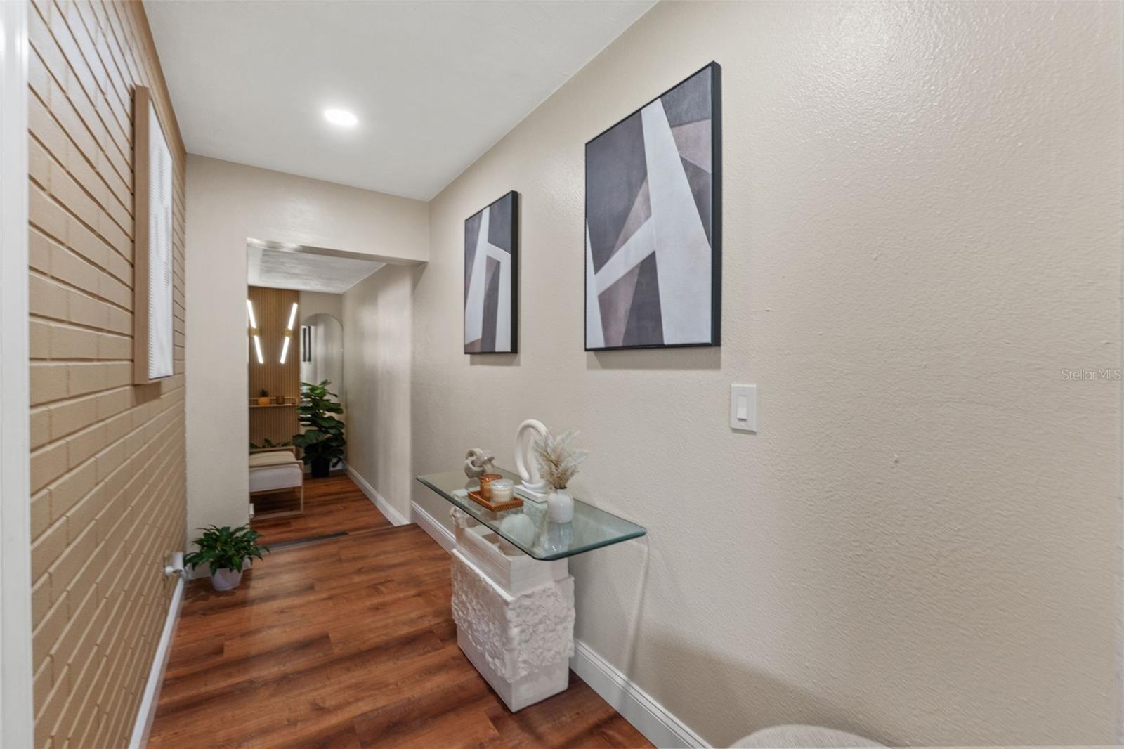 1721 S JEFFERSON AVE — photo 5