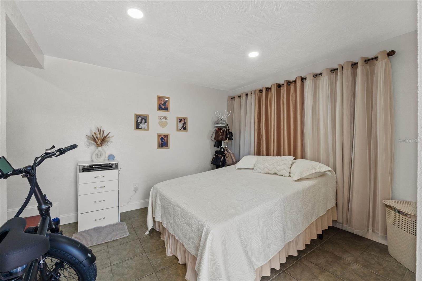 1721 S JEFFERSON AVE — photo 16