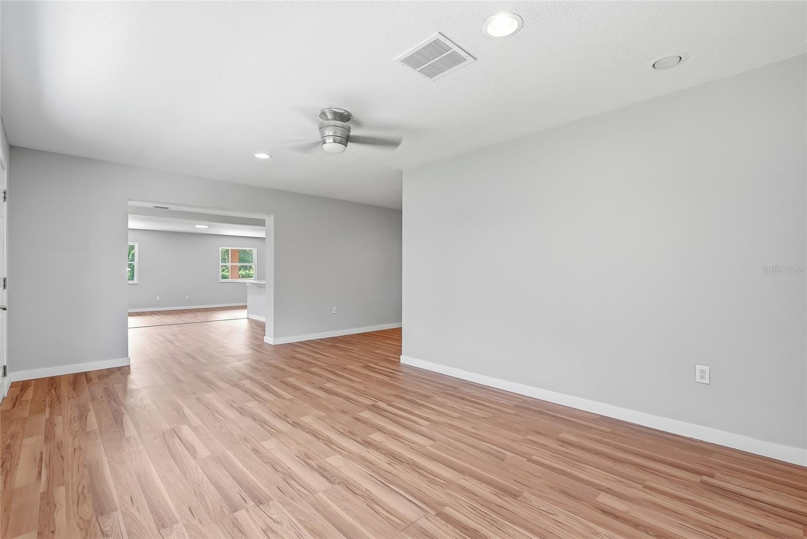 37670 FARR RD — photo 32
