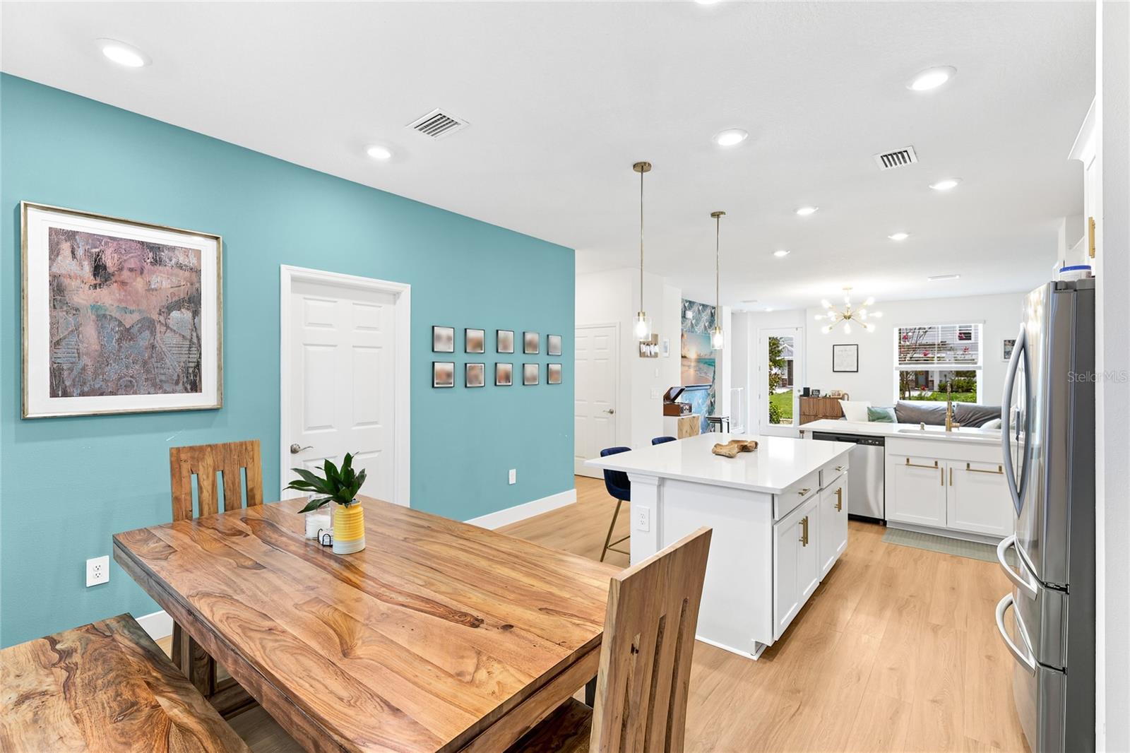 1808 FENDER LN — photo 9