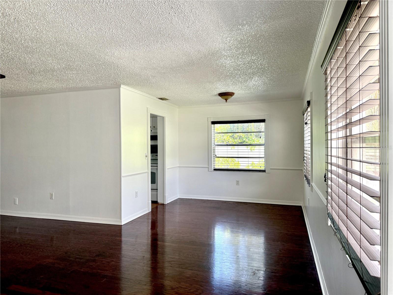 350 79TH AVE N #102 — photo 4
