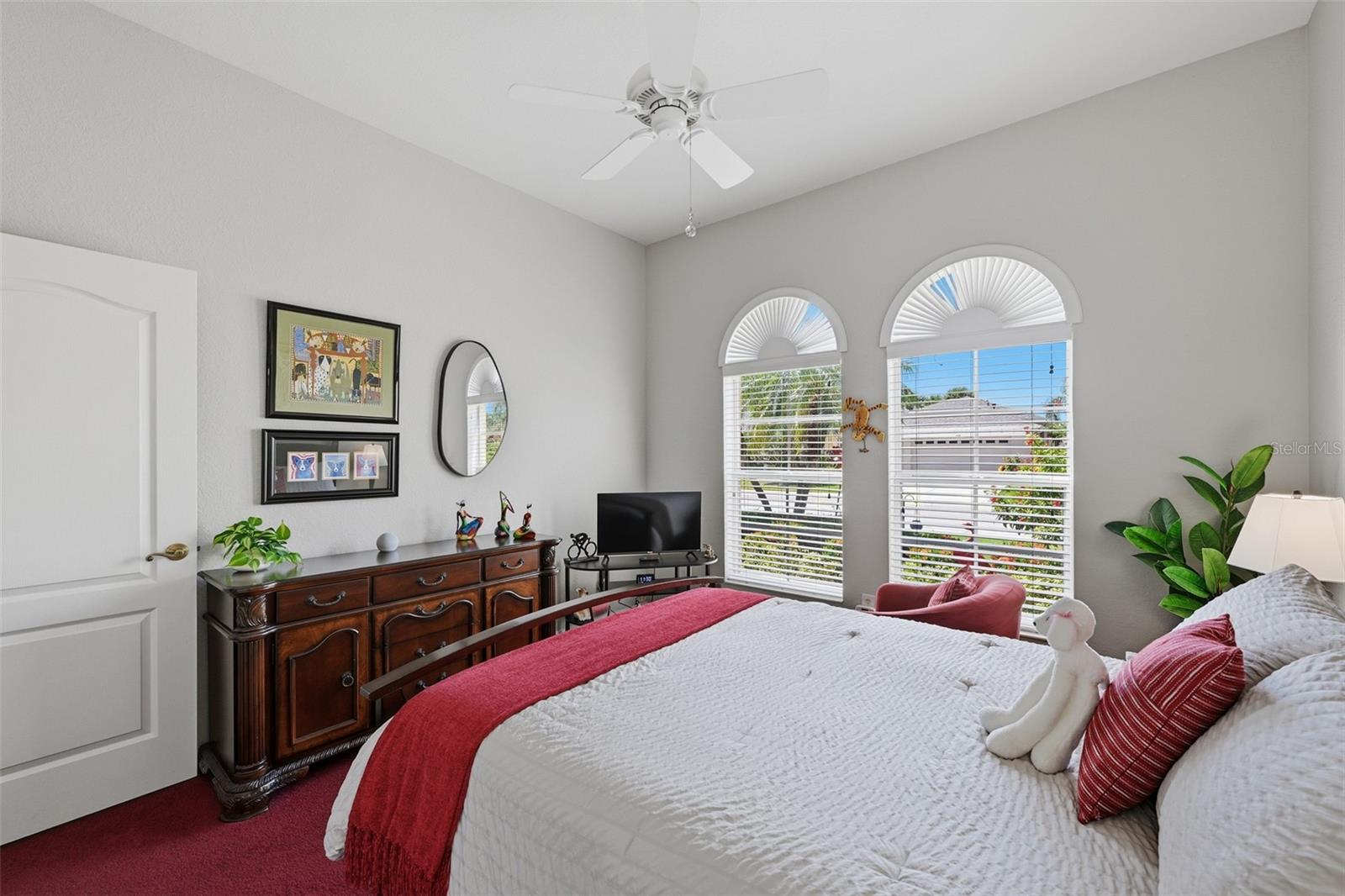 441 NOBLE FAIRE DR — photo 32