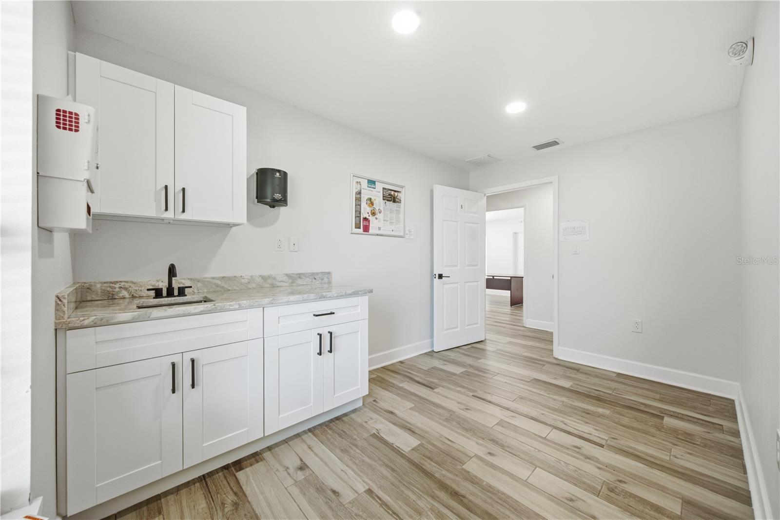 4911 STATE ROAD 54 — photo 36