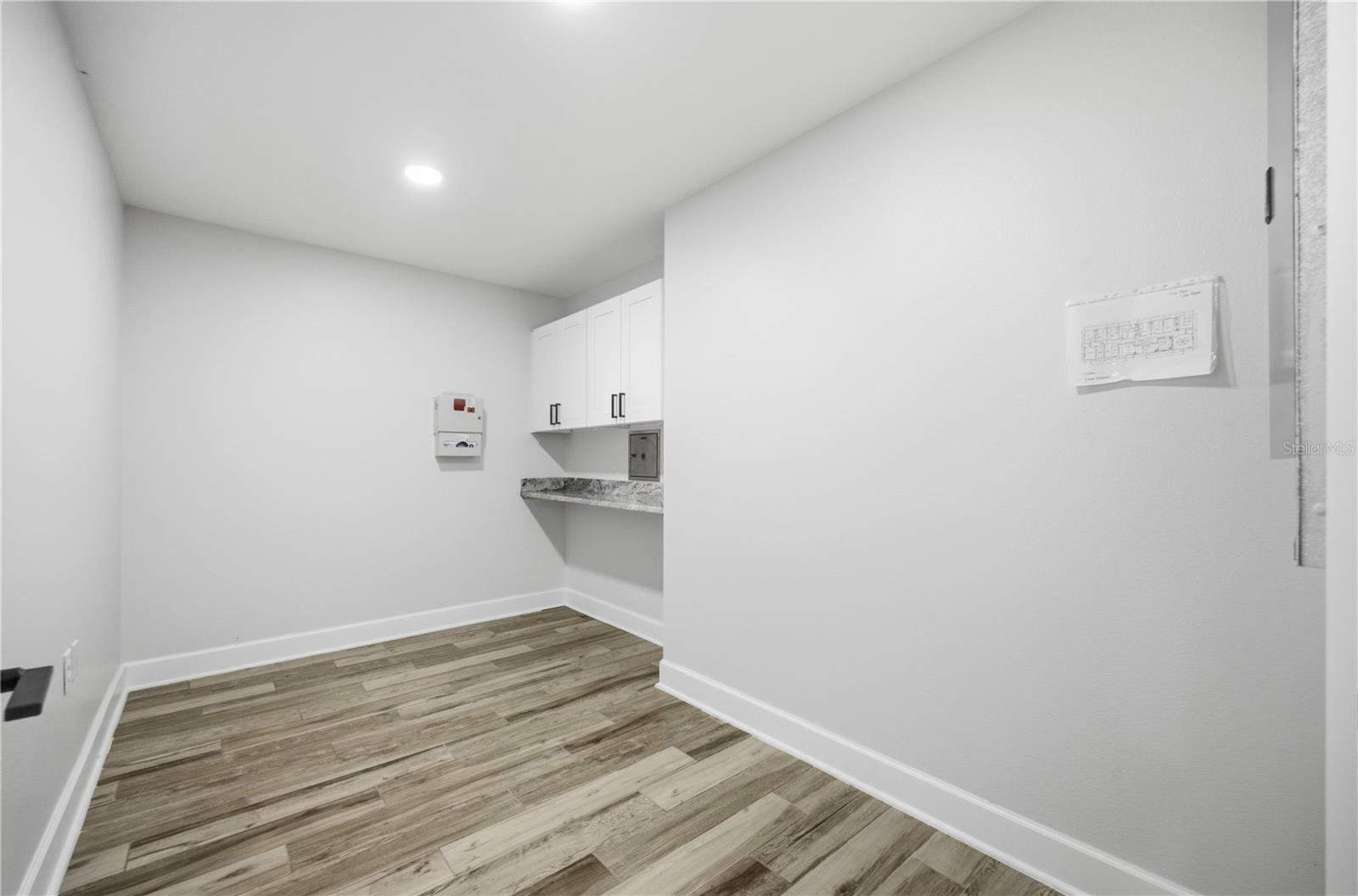 4911 STATE ROAD 54 — photo 37