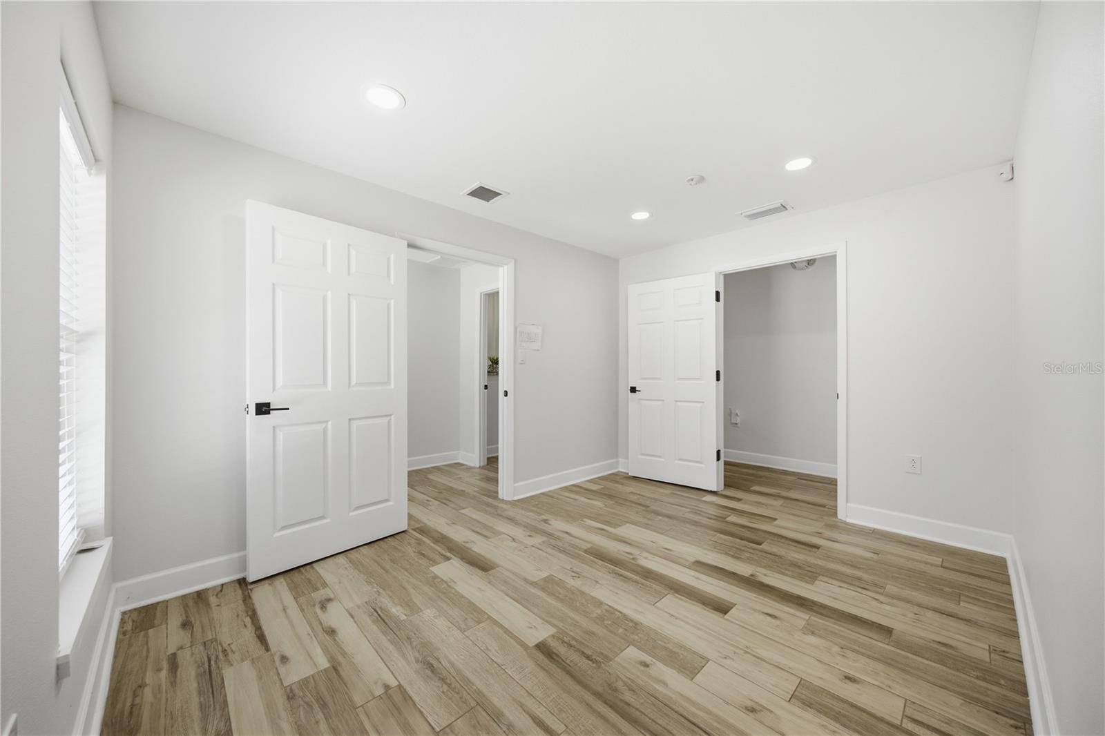 4911 STATE ROAD 54 — photo 22