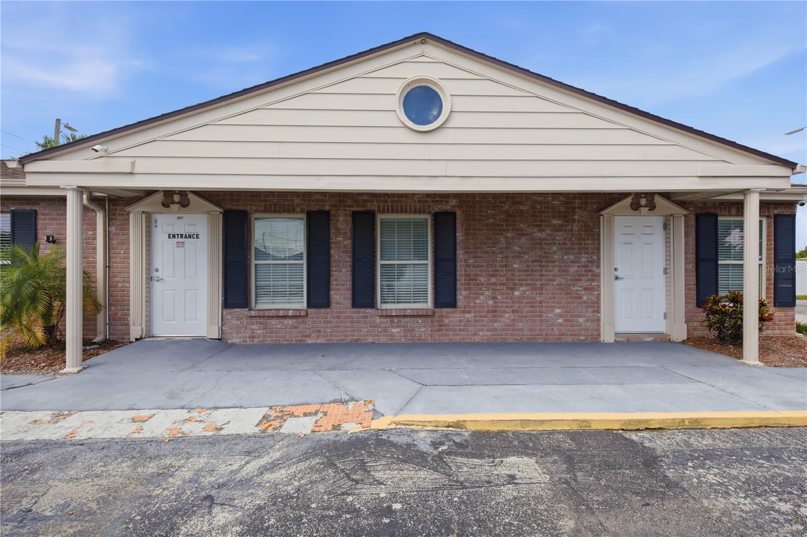 4911 STATE ROAD 54 — photo 4
