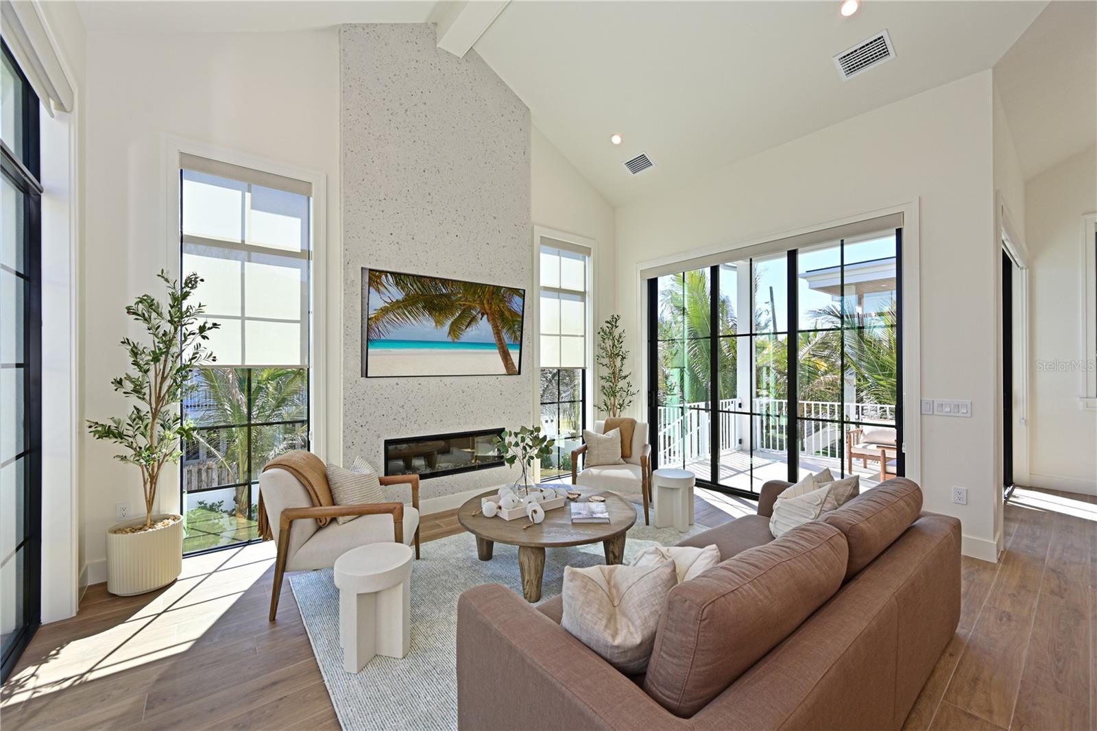 113 PALMETTO AVE — photo 10