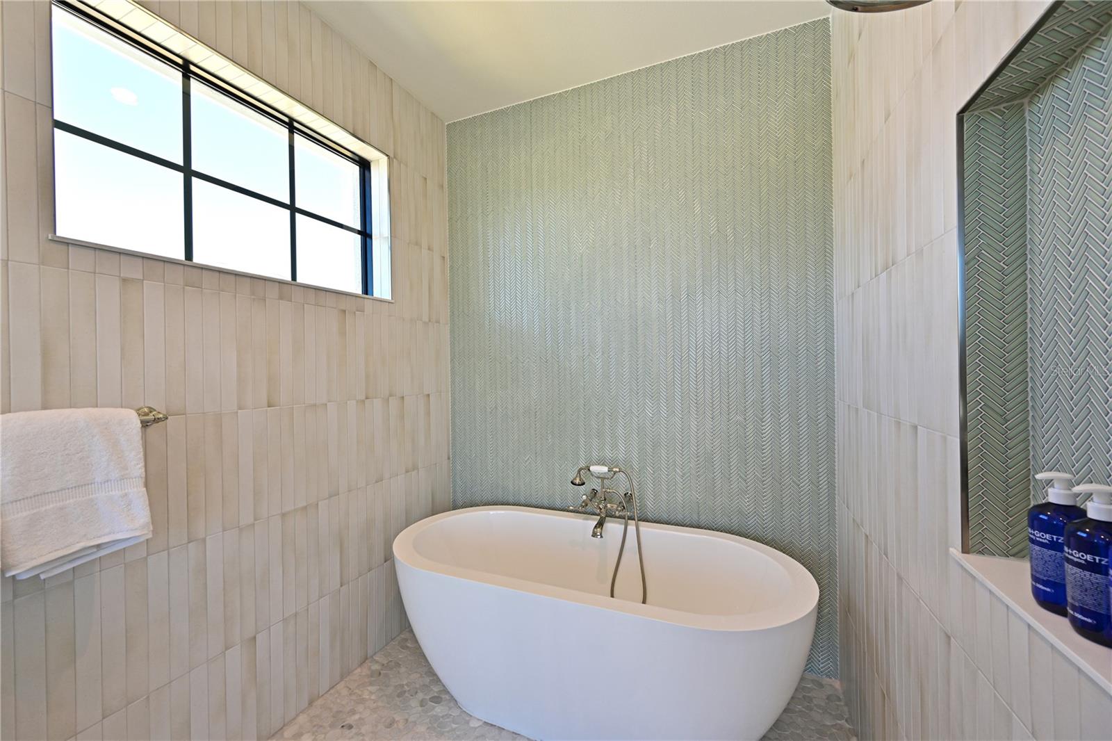 113 PALMETTO AVE — photo 28