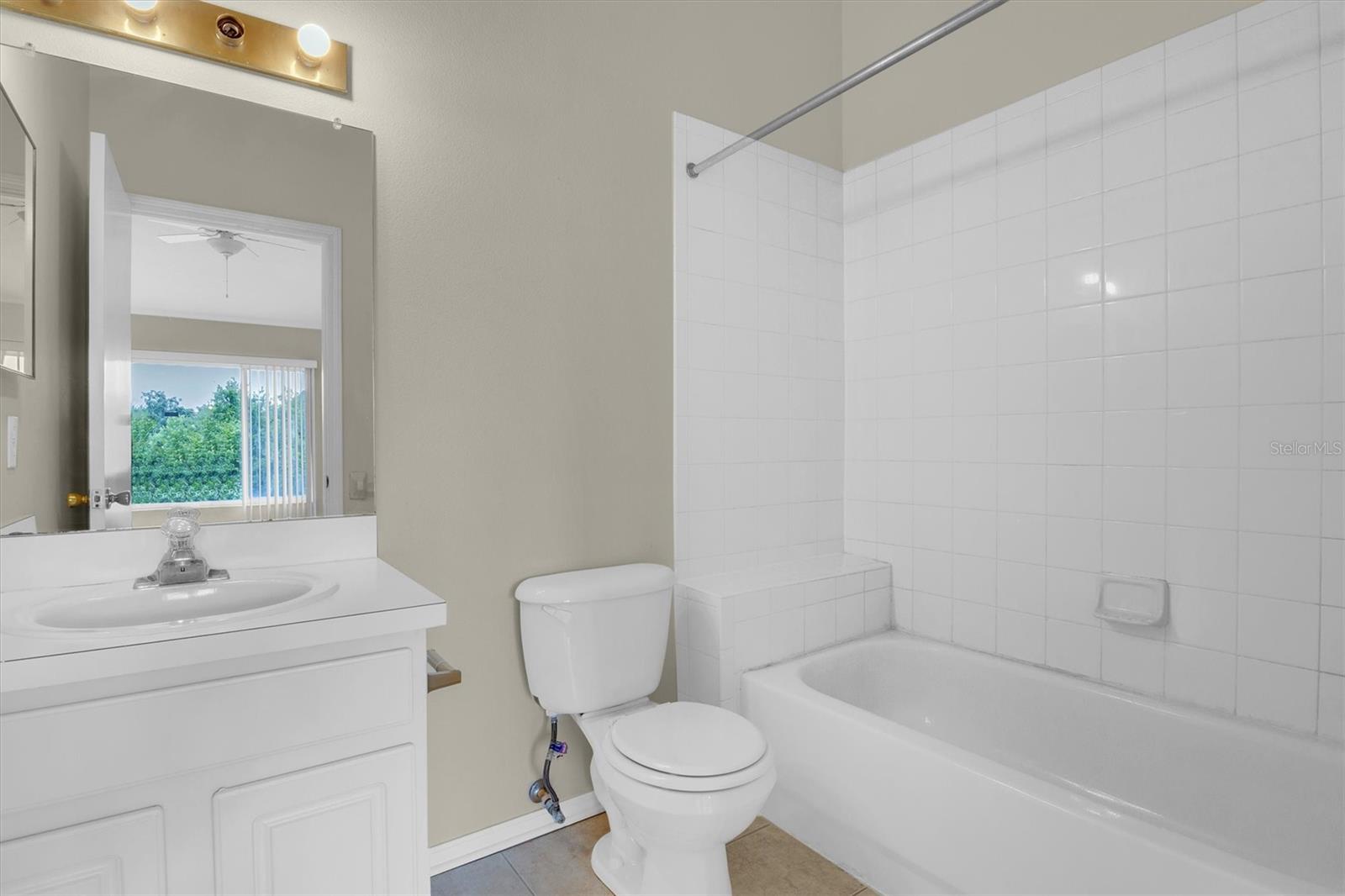 1338 STANDRIDGE DR — photo 17