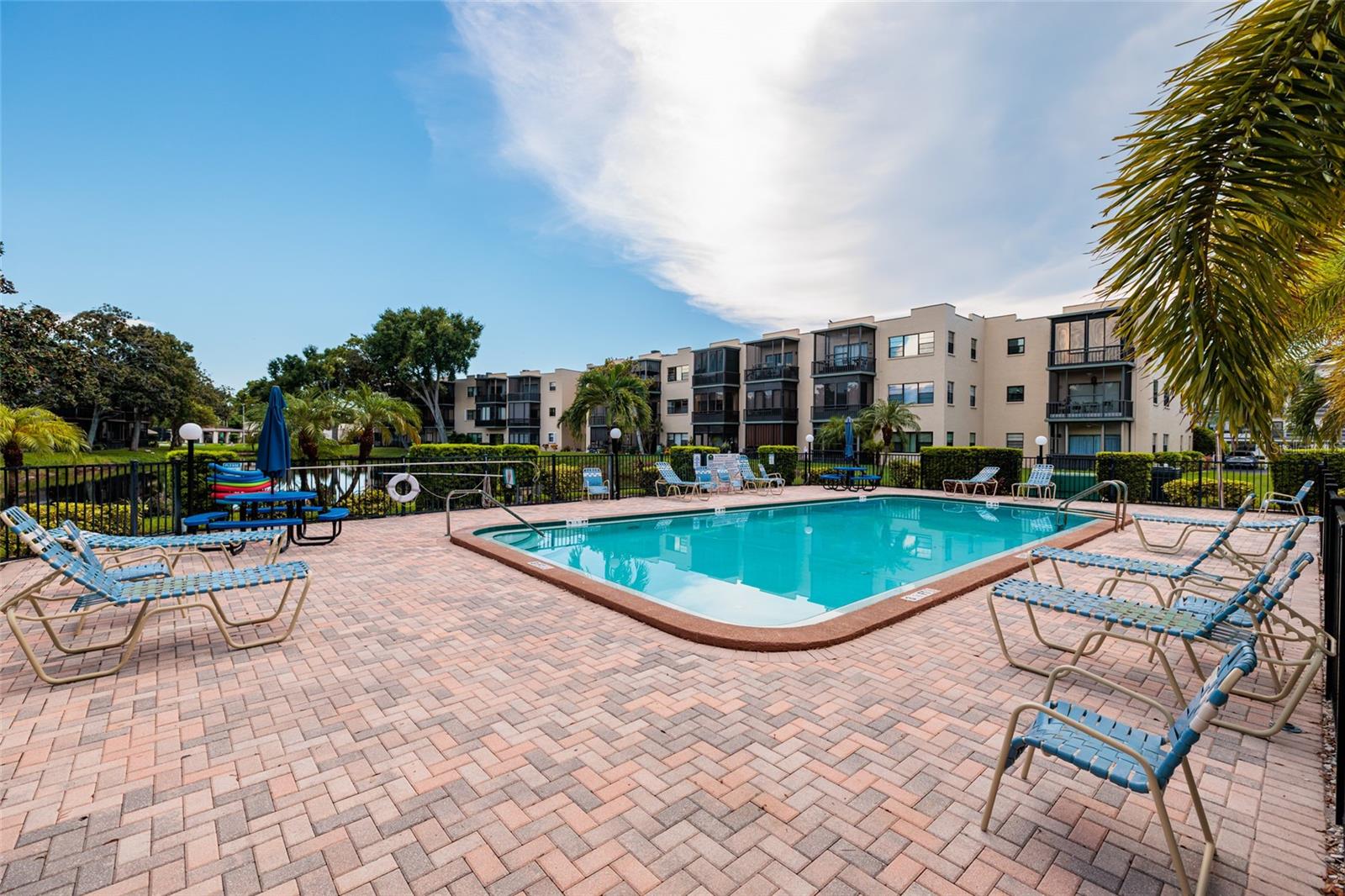 5980 TERRACE PARK DR N #108 — photo 35