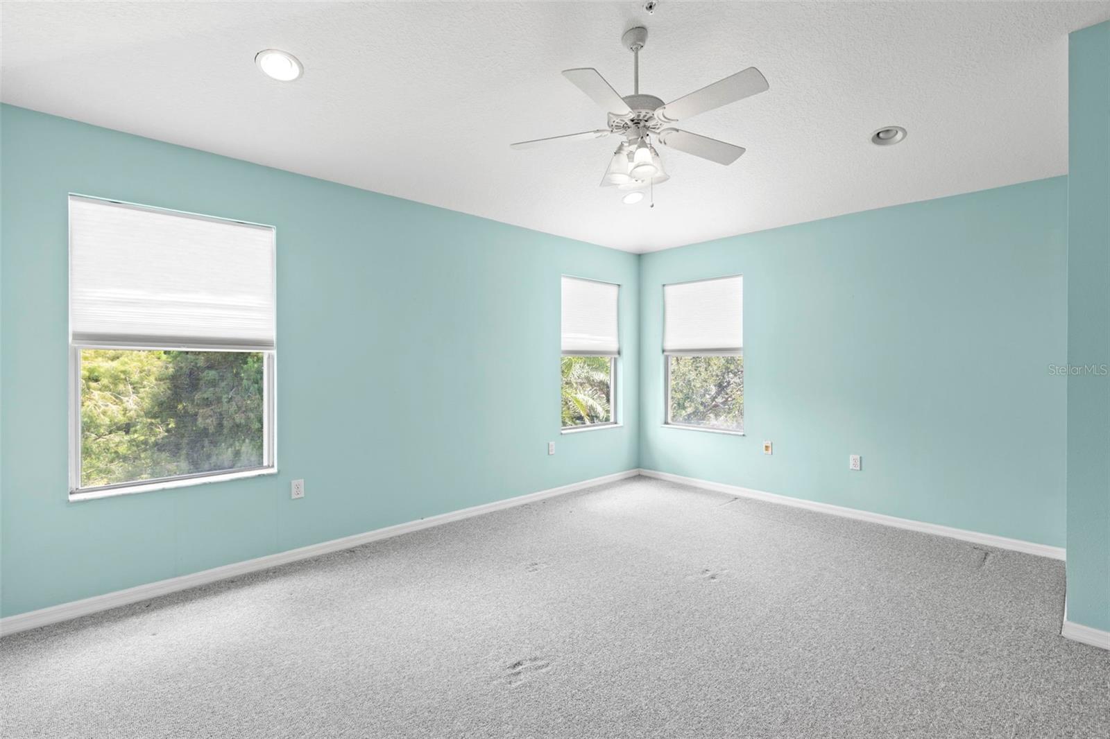 11117 KAPOK GRAND CIR — photo 24