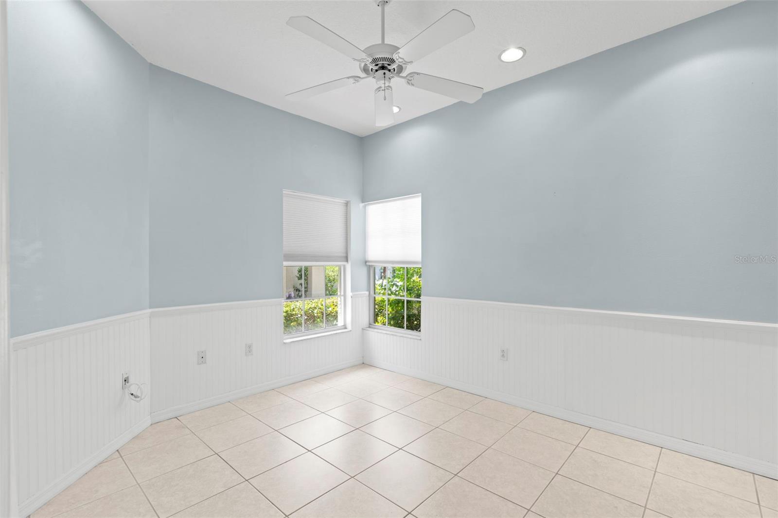 11117 KAPOK GRAND CIR — photo 15