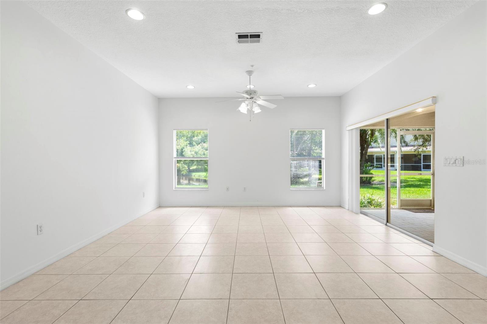 11117 KAPOK GRAND CIR — photo 5