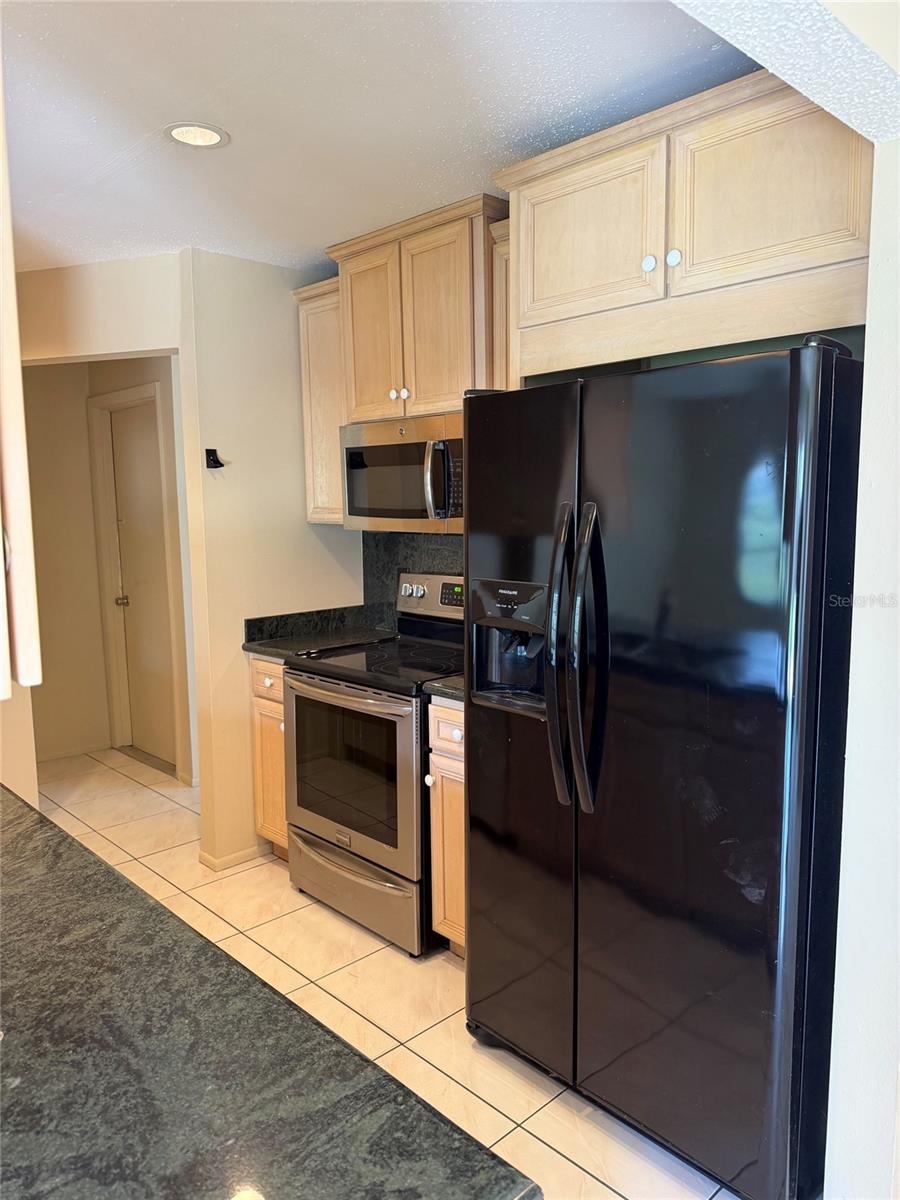 5964 DIANA RD — photo 8