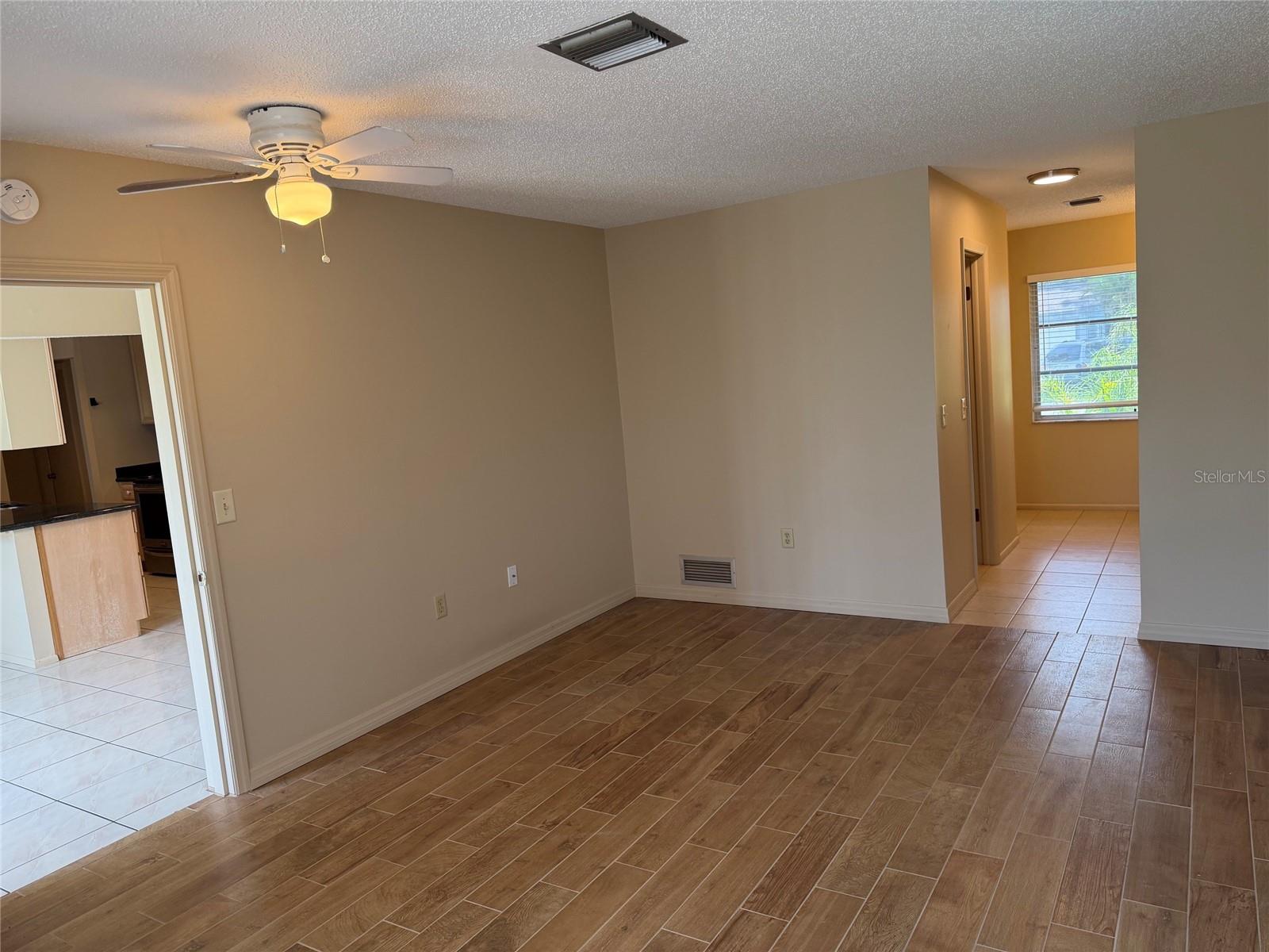 5964 DIANA RD — photo 10