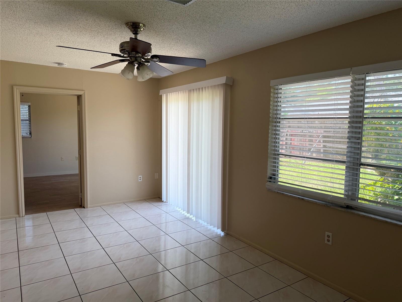 5964 DIANA RD — photo 9