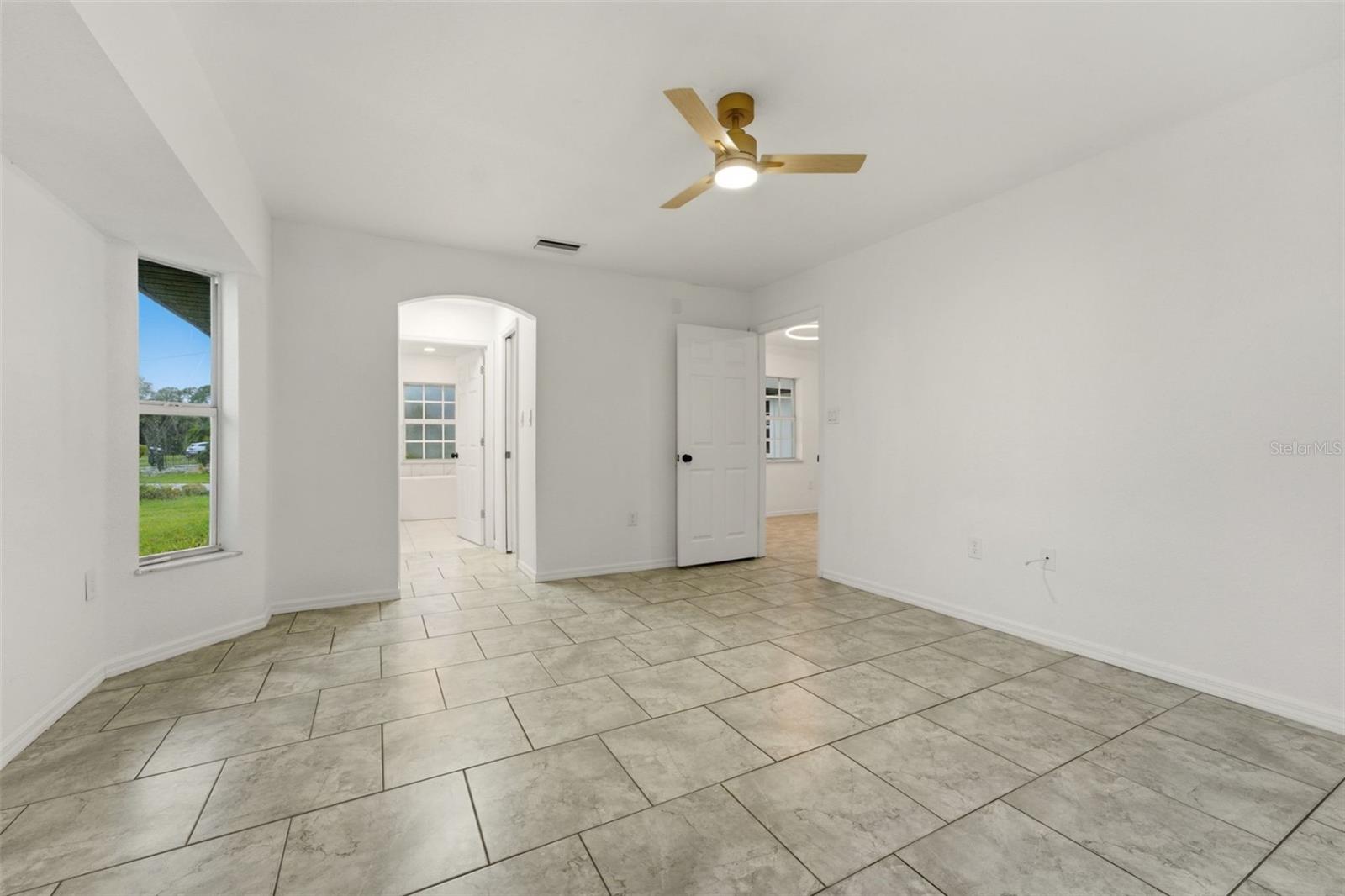 5498 BAYBERRY ST — photo 7
