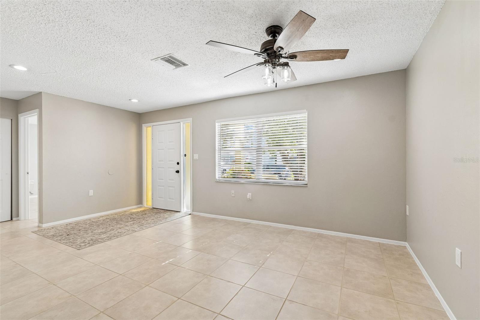 9631 MARLINTON LN — photo 8