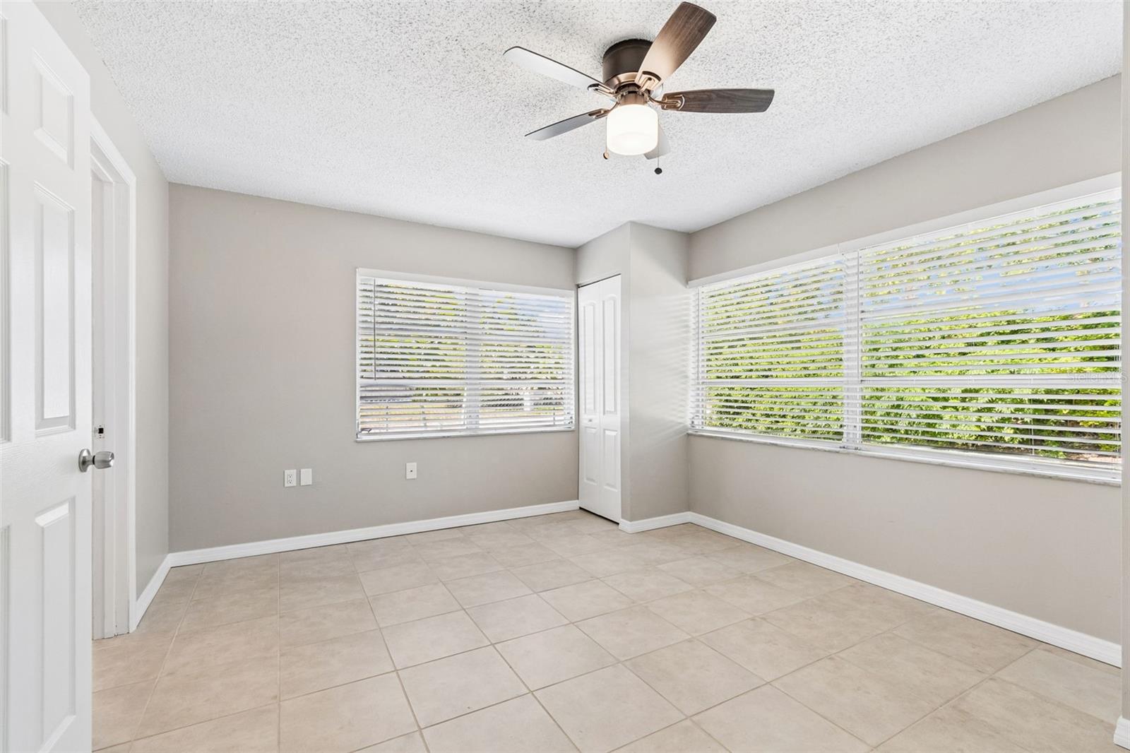 9631 MARLINTON LN — photo 22