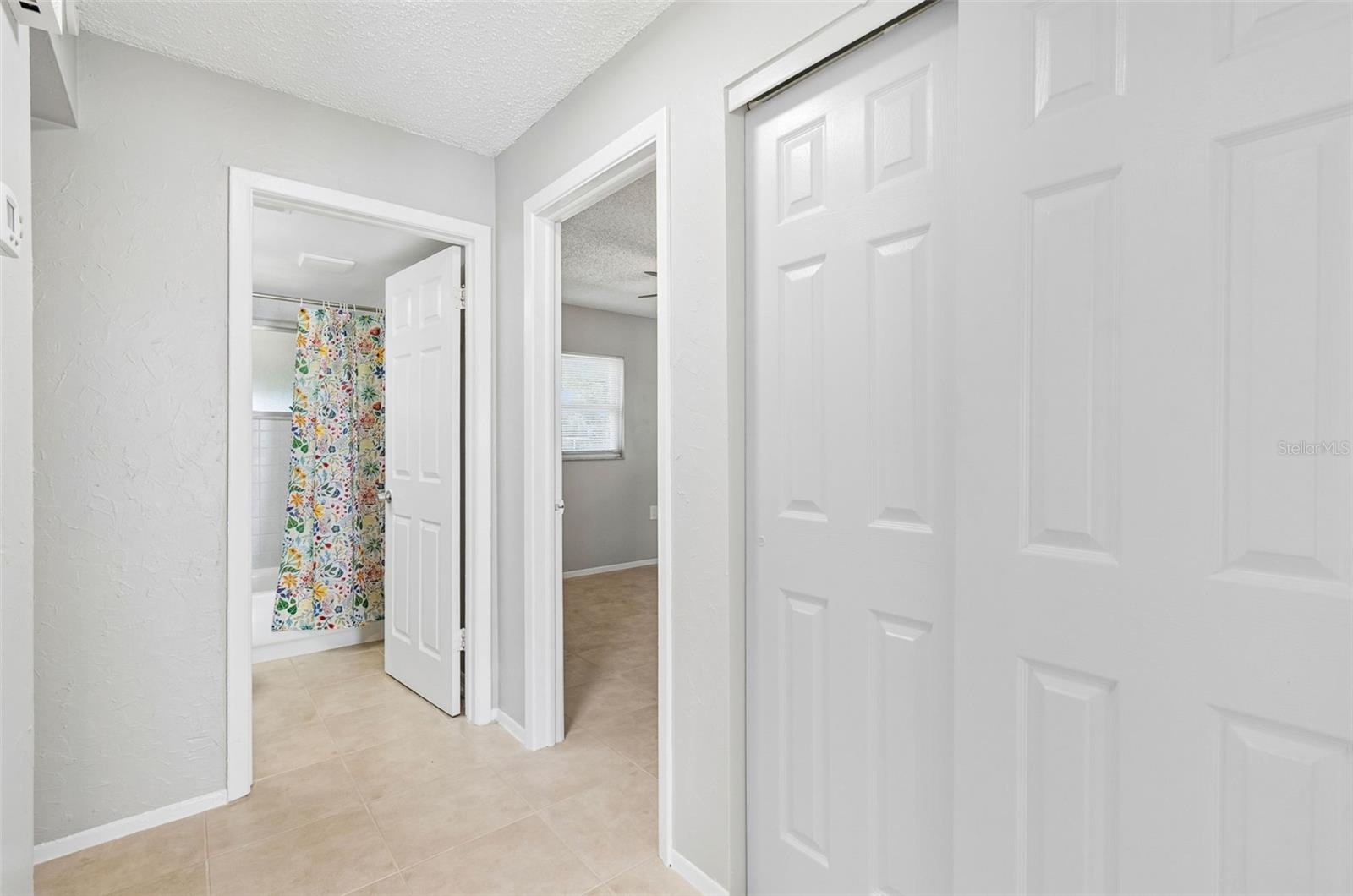9631 MARLINTON LN — photo 15