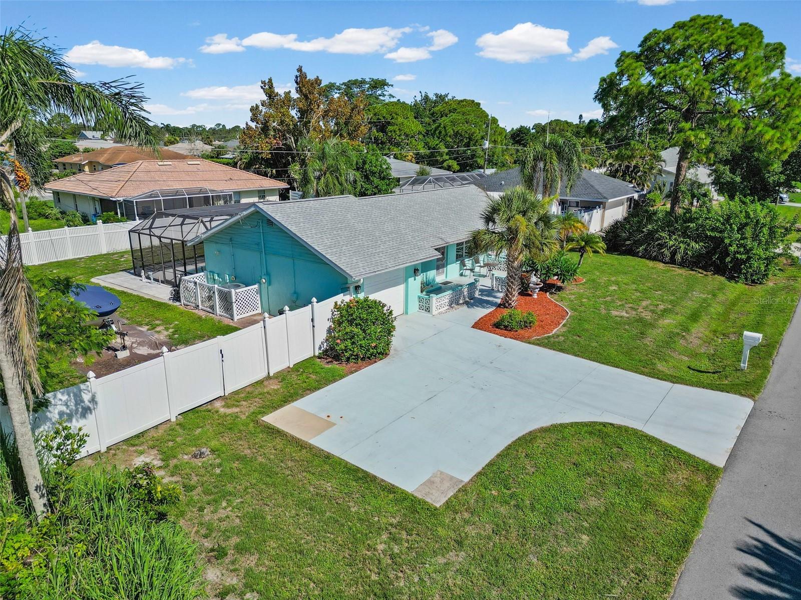 5988 MARIGOLD RD — photo 48