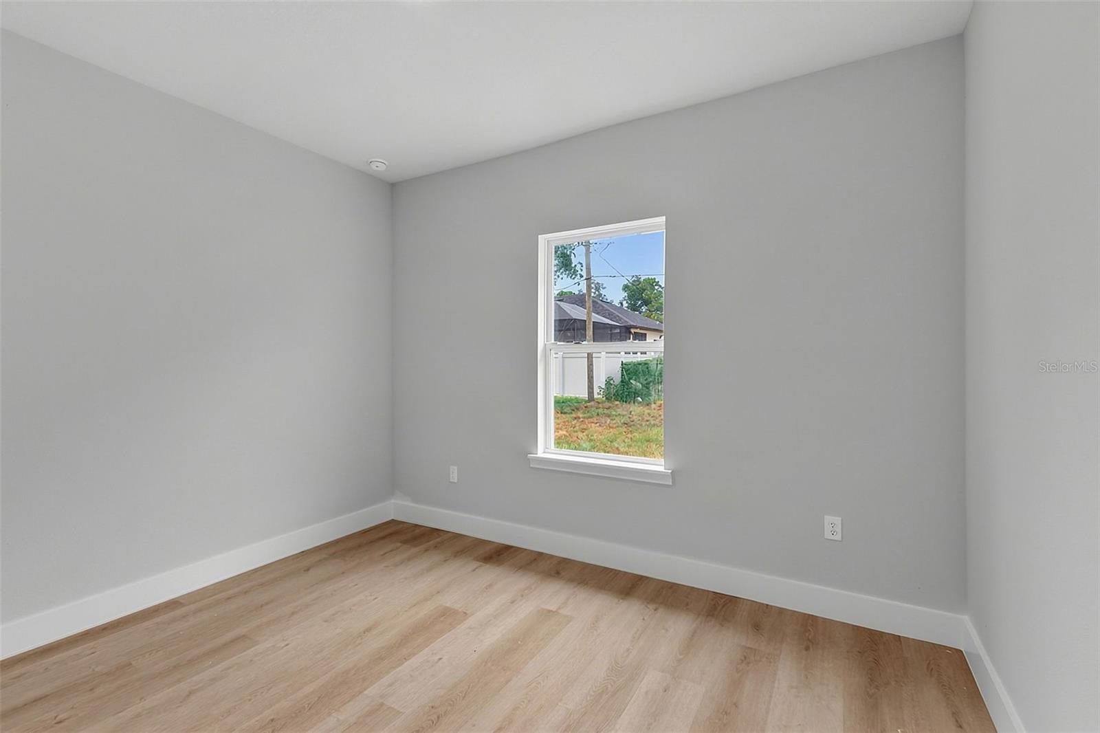 8274 MOSSBORGER AVE — photo 26
