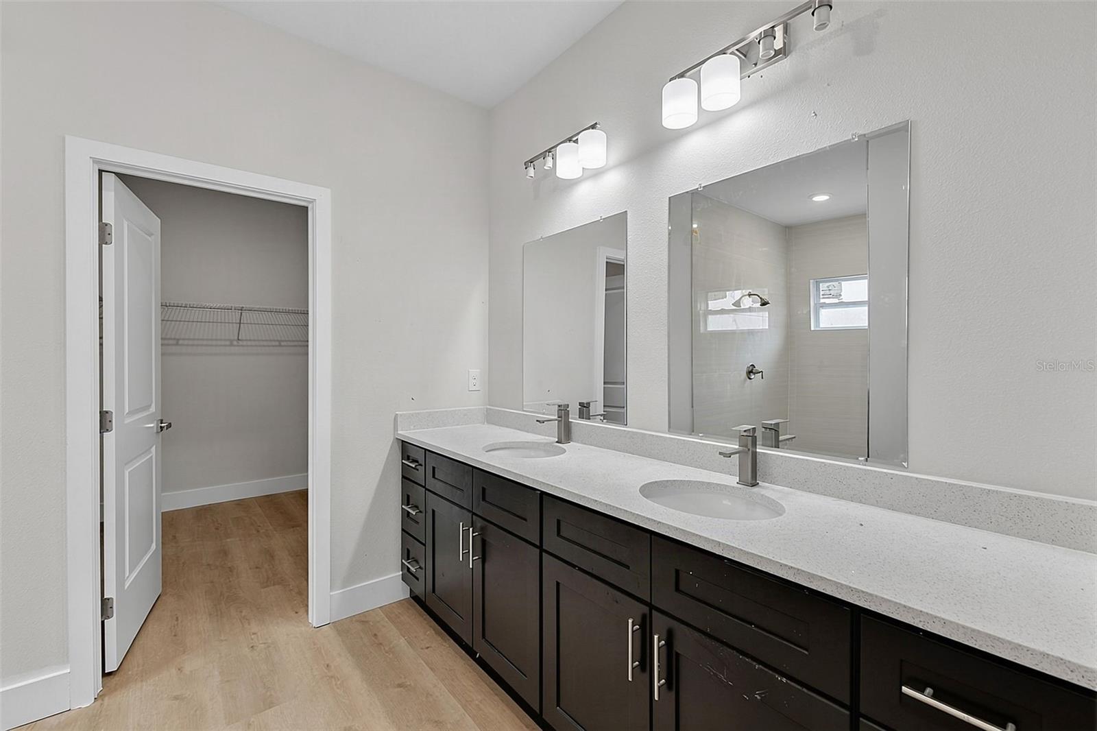 8274 MOSSBORGER AVE — photo 35