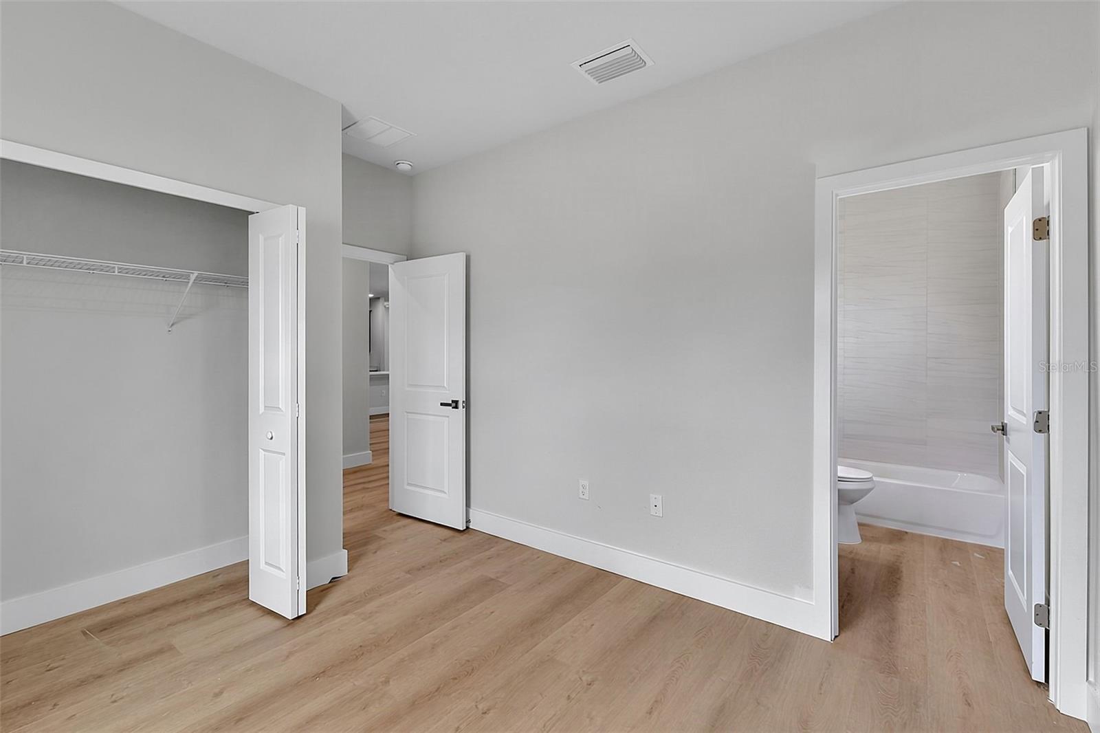 8274 MOSSBORGER AVE — photo 40