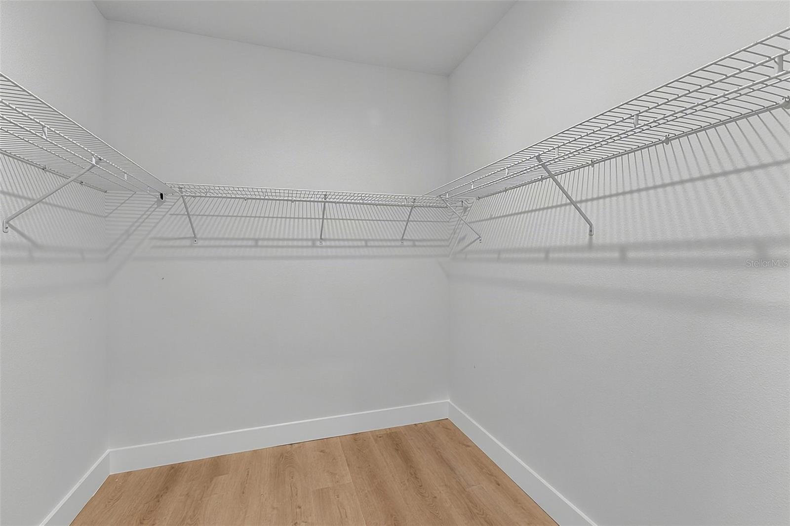 8274 MOSSBORGER AVE — photo 38