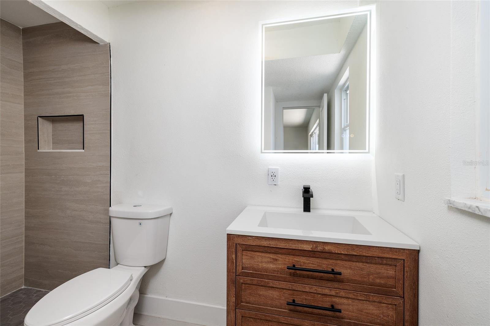 3960 13TH WAY NE — photo 24