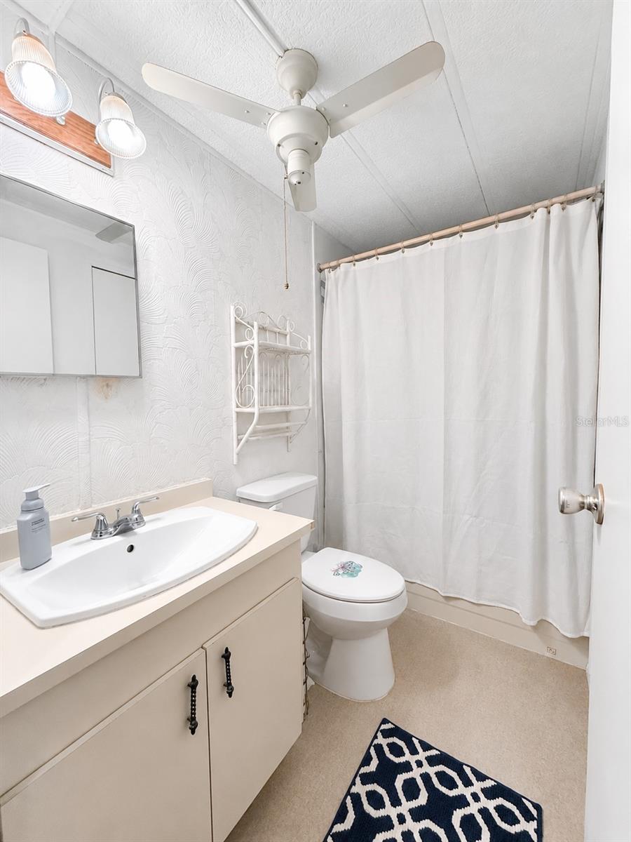 201 N FIJI CIR — photo 8